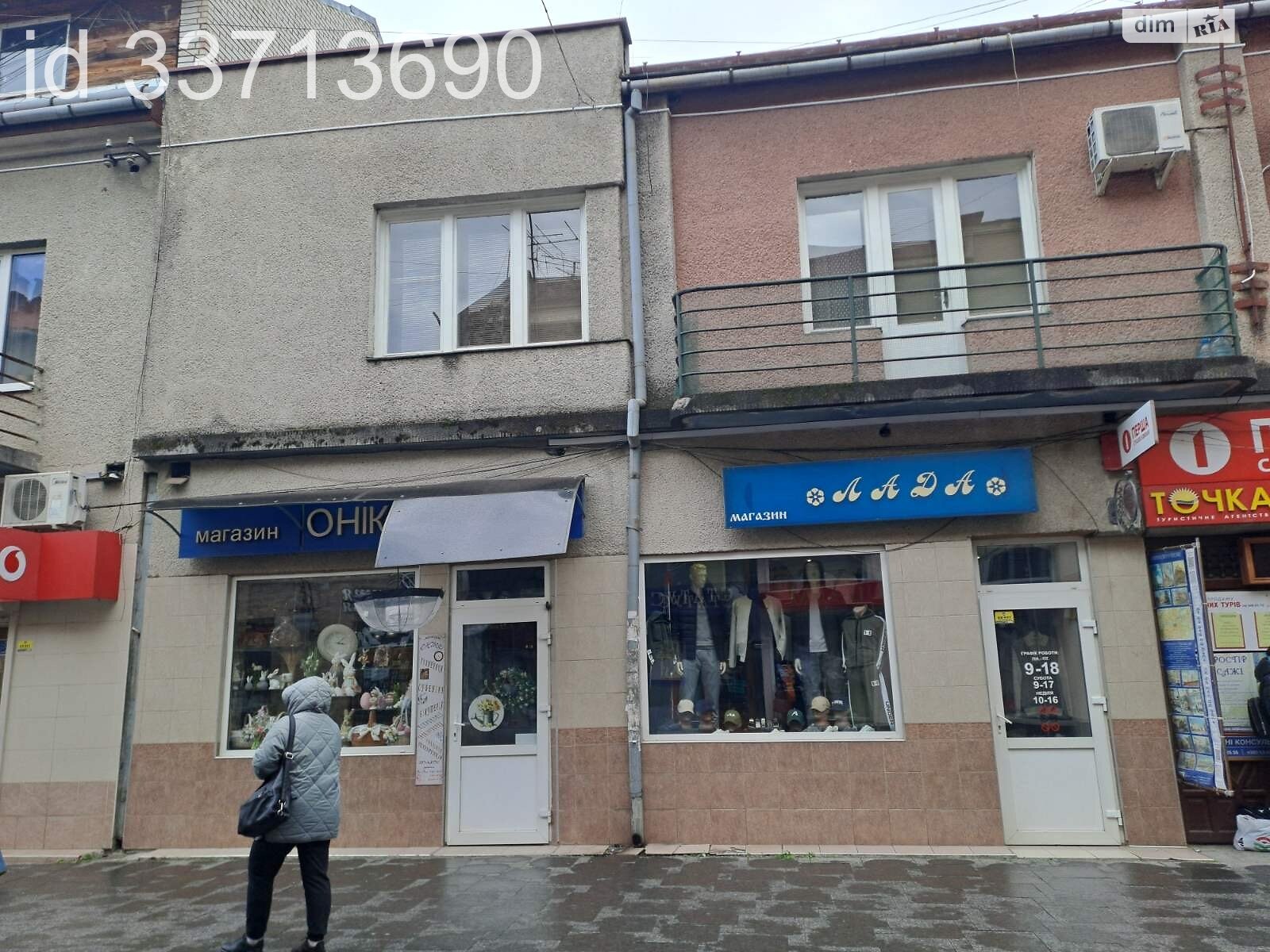 Продаж трикімнатної квартири в Мукачеві, на вул. Латоричний двір 6-1, кв. 5, район Центр фото 1