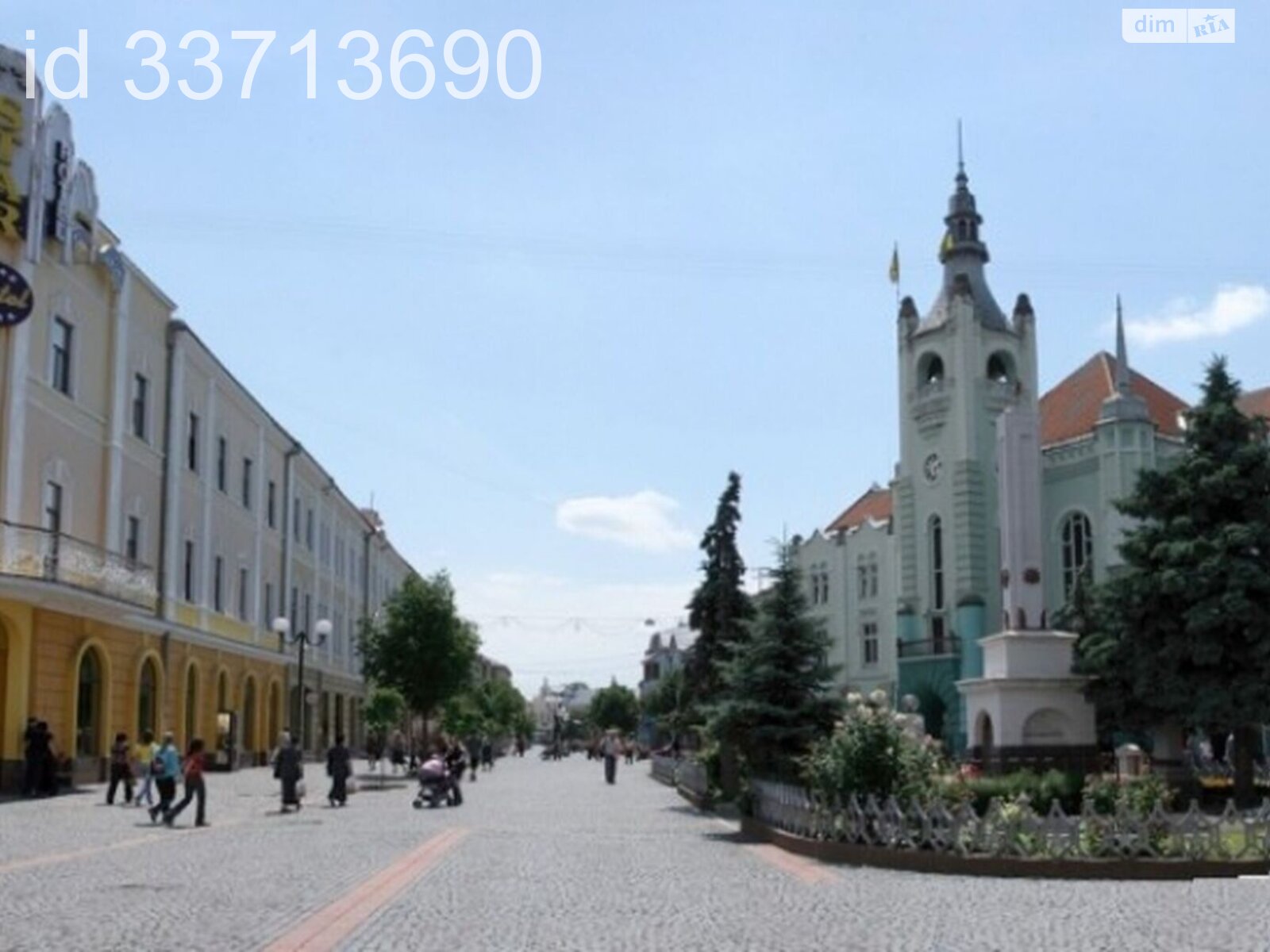 Продаж трикімнатної квартири в Мукачеві, на вул. Латоричний двір 6-1, кв. 5, район Центр фото 1