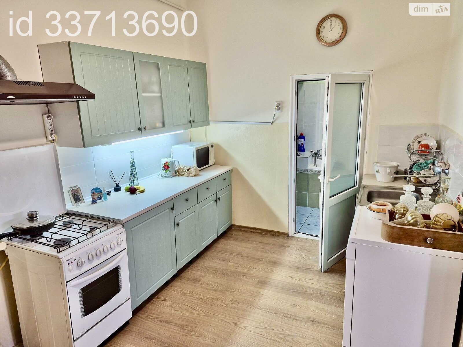 Продаж трикімнатної квартири в Мукачеві, на вул. Латоричний двір 6-1, кв. 5, район Центр фото 1