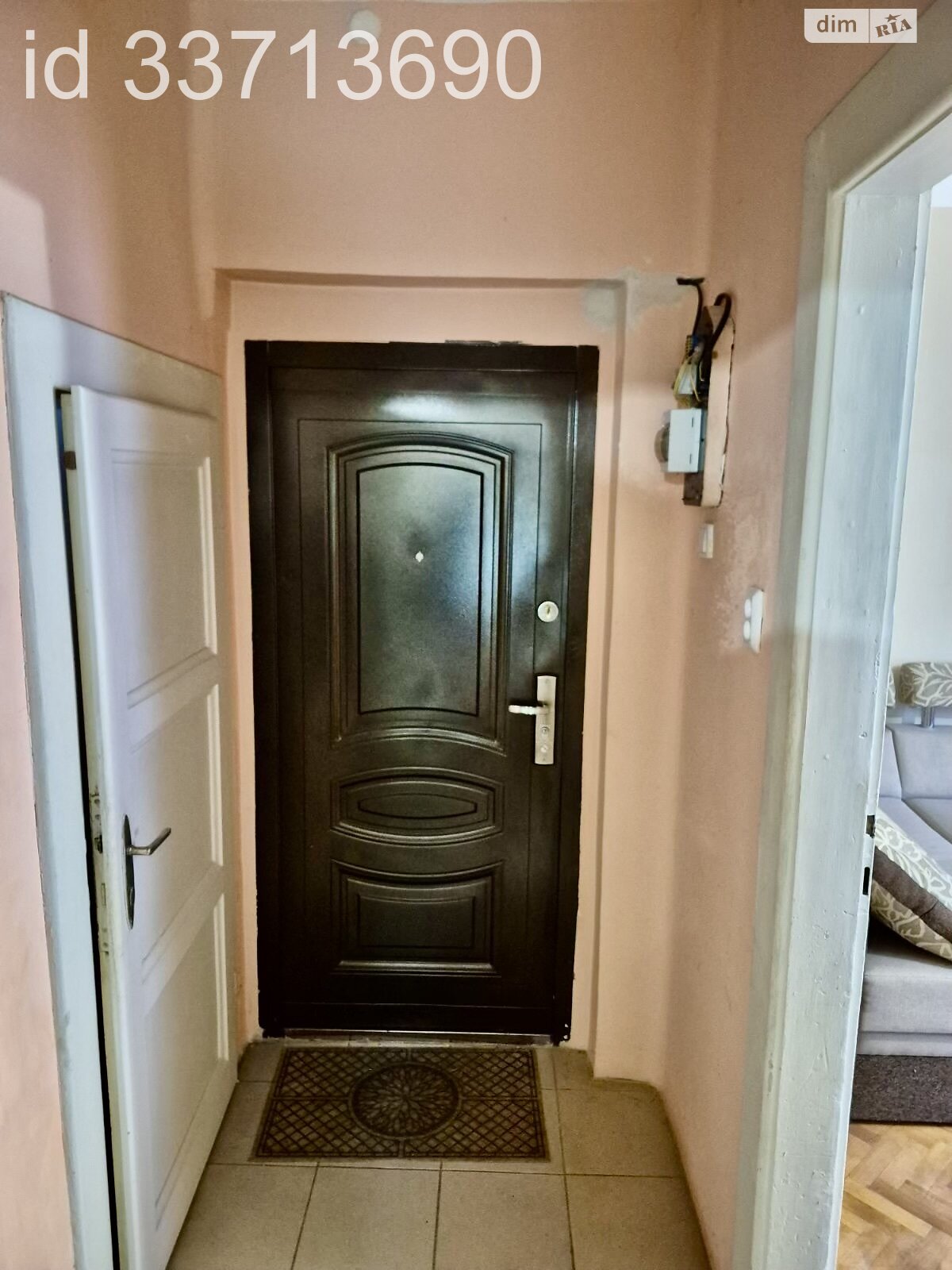 Продаж трикімнатної квартири в Мукачеві, на вул. Латоричний двір 6-1, кв. 5, район Центр фото 1