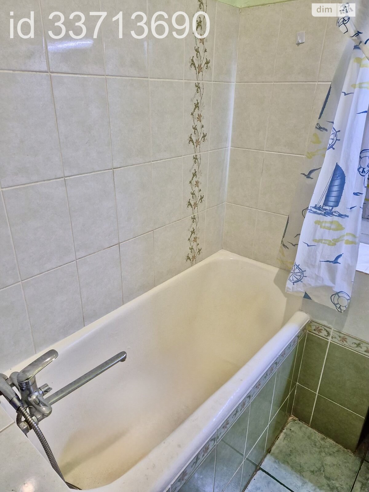 Продаж трикімнатної квартири в Мукачеві, на вул. Латоричний двір 6-1, кв. 5, район Центр фото 1