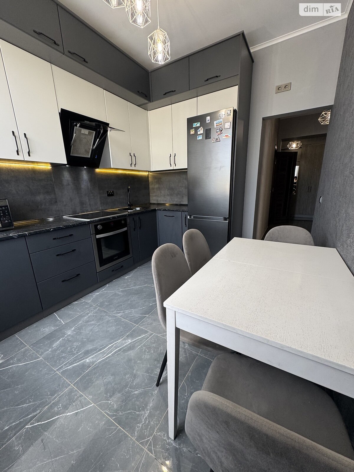 Продаж двокімнатної квартири в Надворній, на вул. Соборна 87, кв. 4, район Надвірна фото 1 Продаж двокімнатної квартири в Надворній, на вул. Соборна 87, кв. 4, район Надвірна фото 1