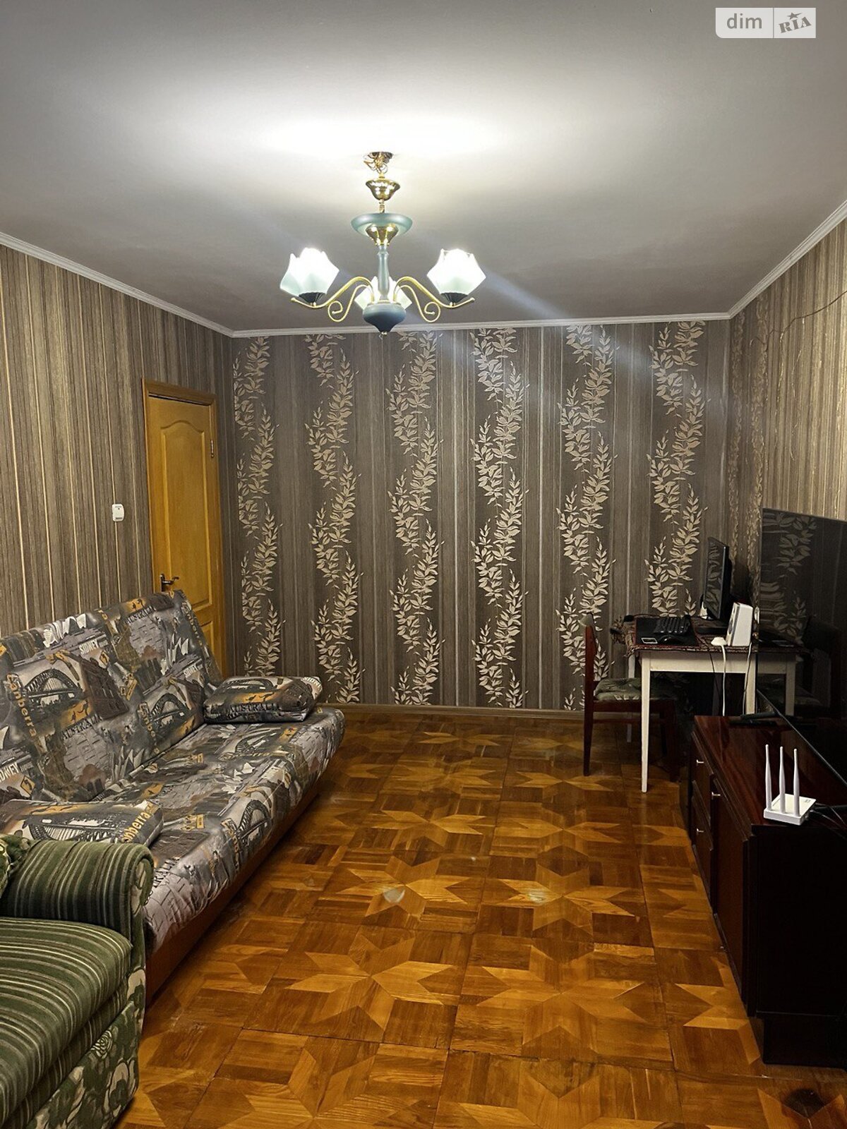Продажа трехкомнатной квартиры в Нежине, на ул. Академика Амосова 14, фото 1 Продажа трехкомнатной квартиры в Нежине, на ул. Академика Амосова 14, фото 1