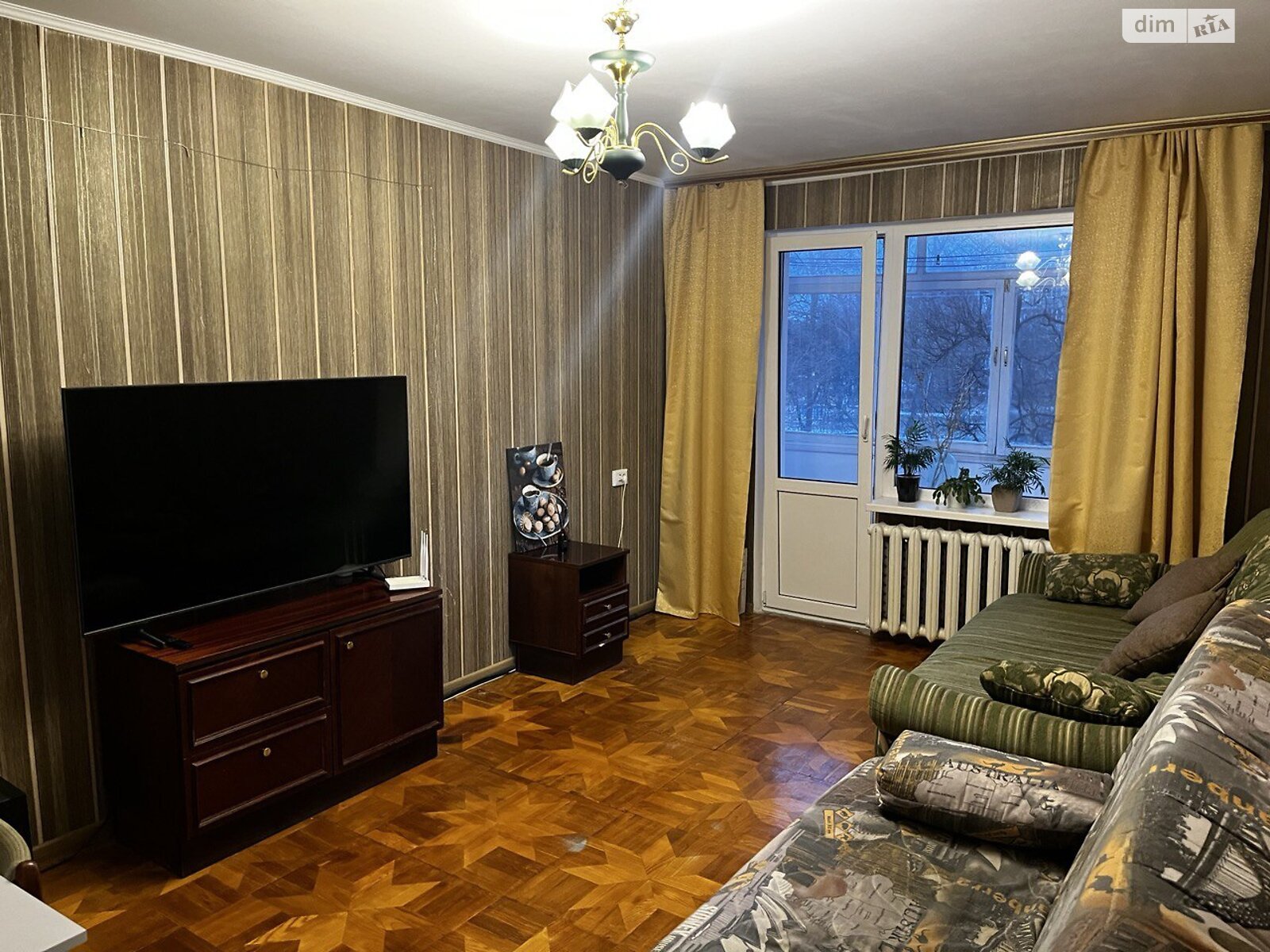 Продажа трехкомнатной квартиры в Нежине, на ул. Академика Амосова 14, фото 1 Продажа трехкомнатной квартиры в Нежине, на ул. Академика Амосова 14, фото 1