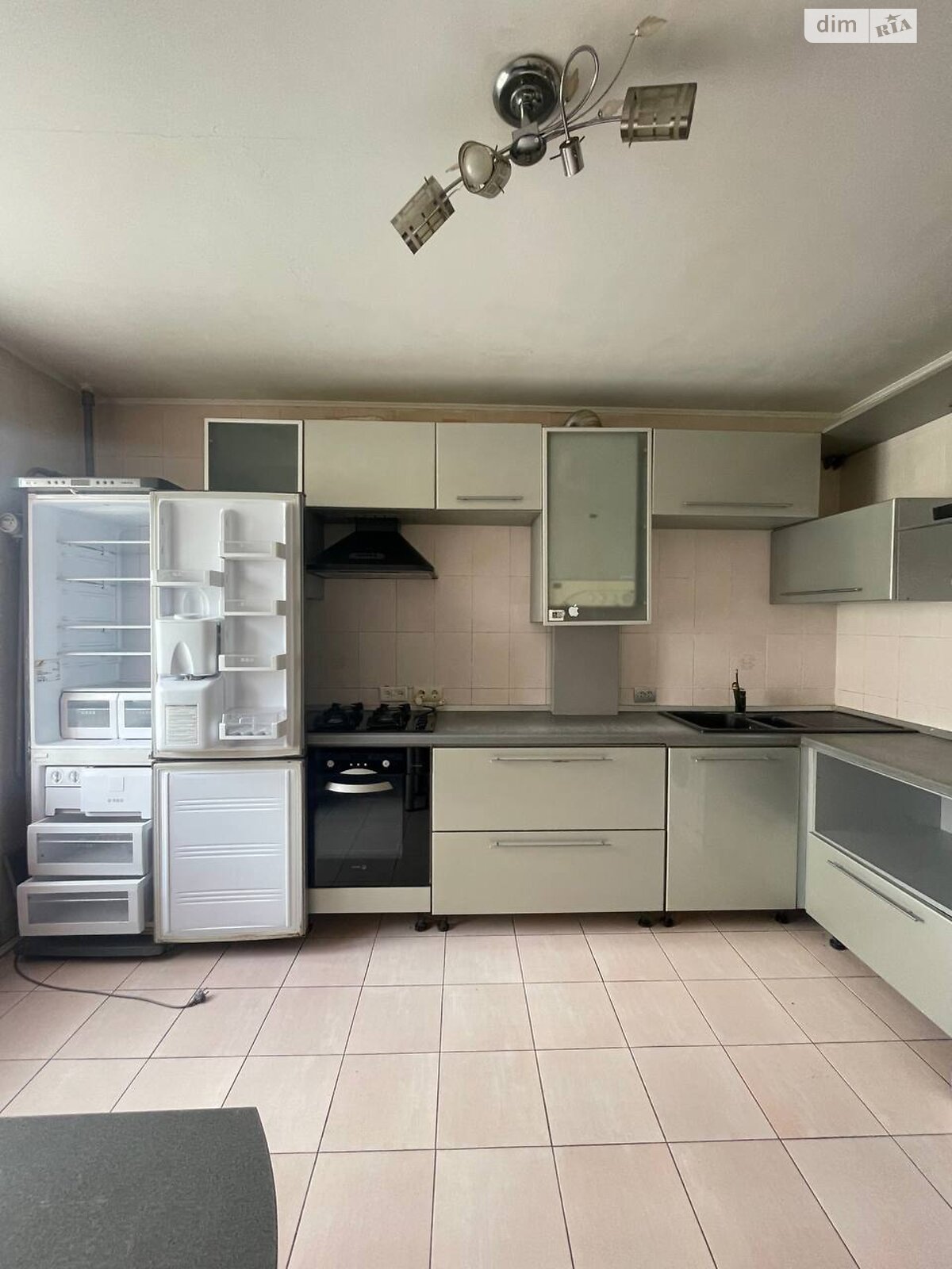 Продаж трикімнатної квартири в Немішаєве, на вул. Затишна 2А, кв. 22, фото 1 Продаж трикімнатної квартири в Немішаєве, на вул. Затишна 2А, кв. 22, фото 1