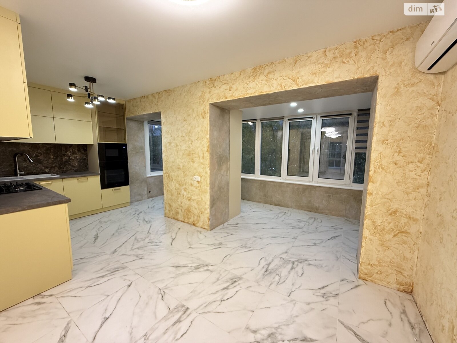 Продажа двухкомнатной квартиры в Немирове, на ул. Лицейная, фото 1