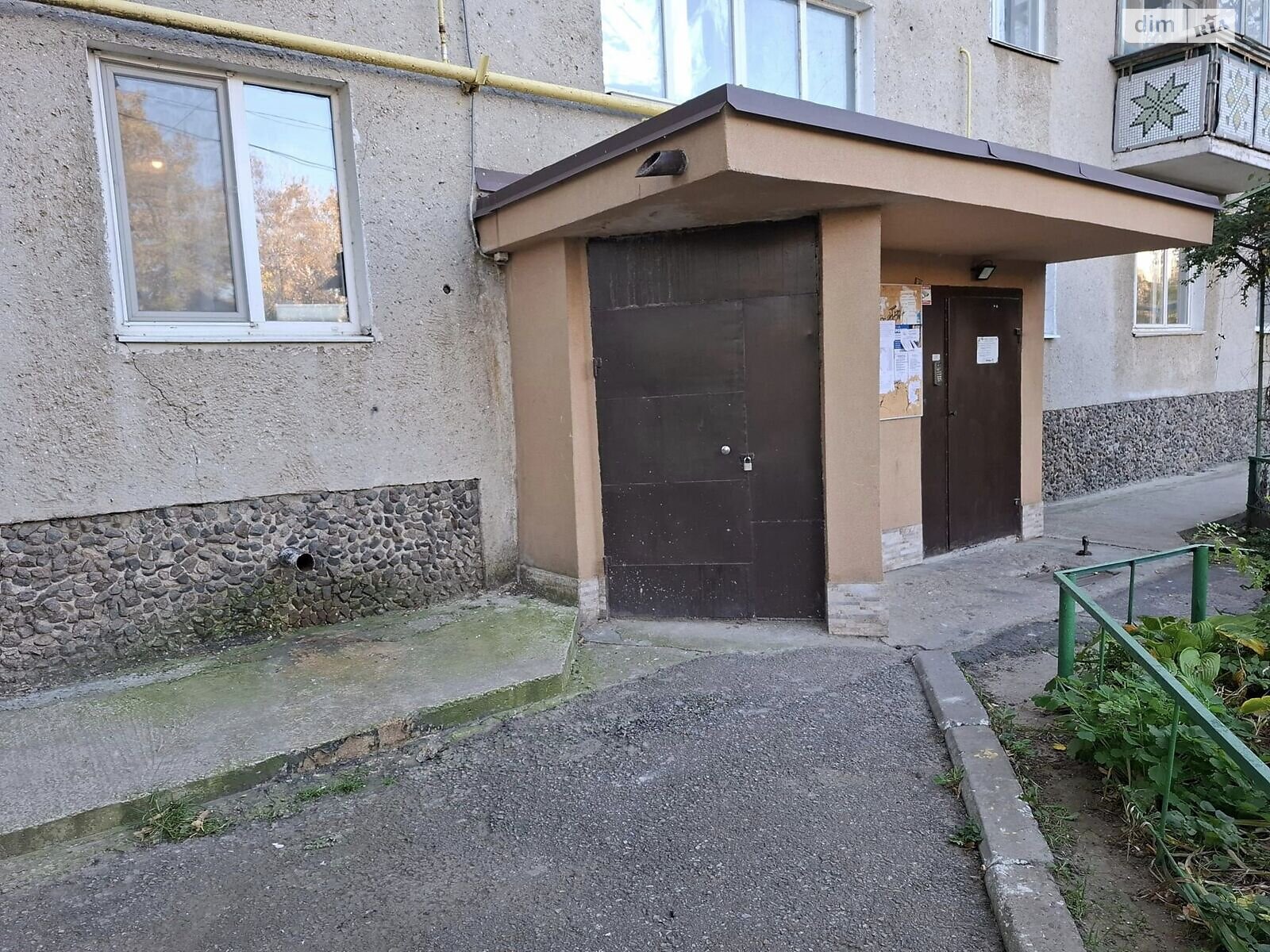 Продажа трехкомнатной квартиры в Нерубайском, на ул. Зелёная, фото 1 Продажа трехкомнатной квартиры в Нерубайском, на ул. Зелёная, фото 1