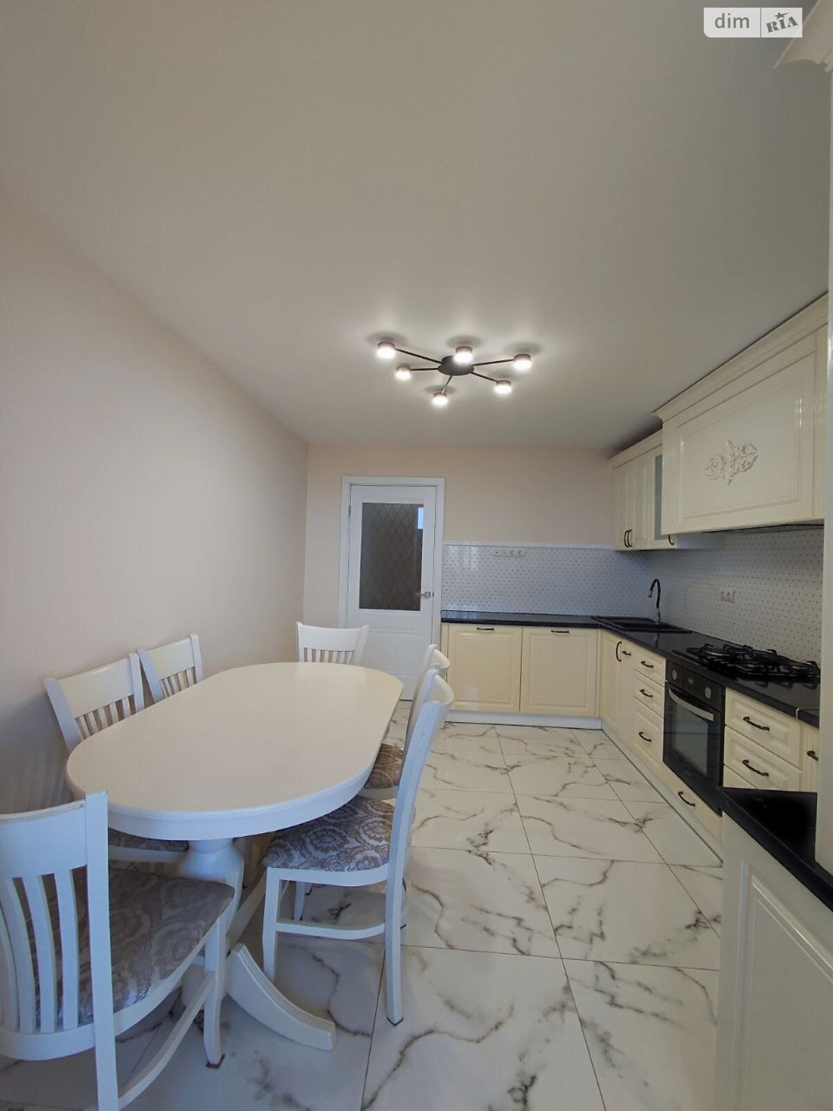 Продажа трехкомнатной квартиры в Никитинцах, на ул. Петра Маланюка 52/5, фото 1 Продажа трехкомнатной квартиры в Никитинцах, на ул. Петра Маланюка 52/5, фото 1