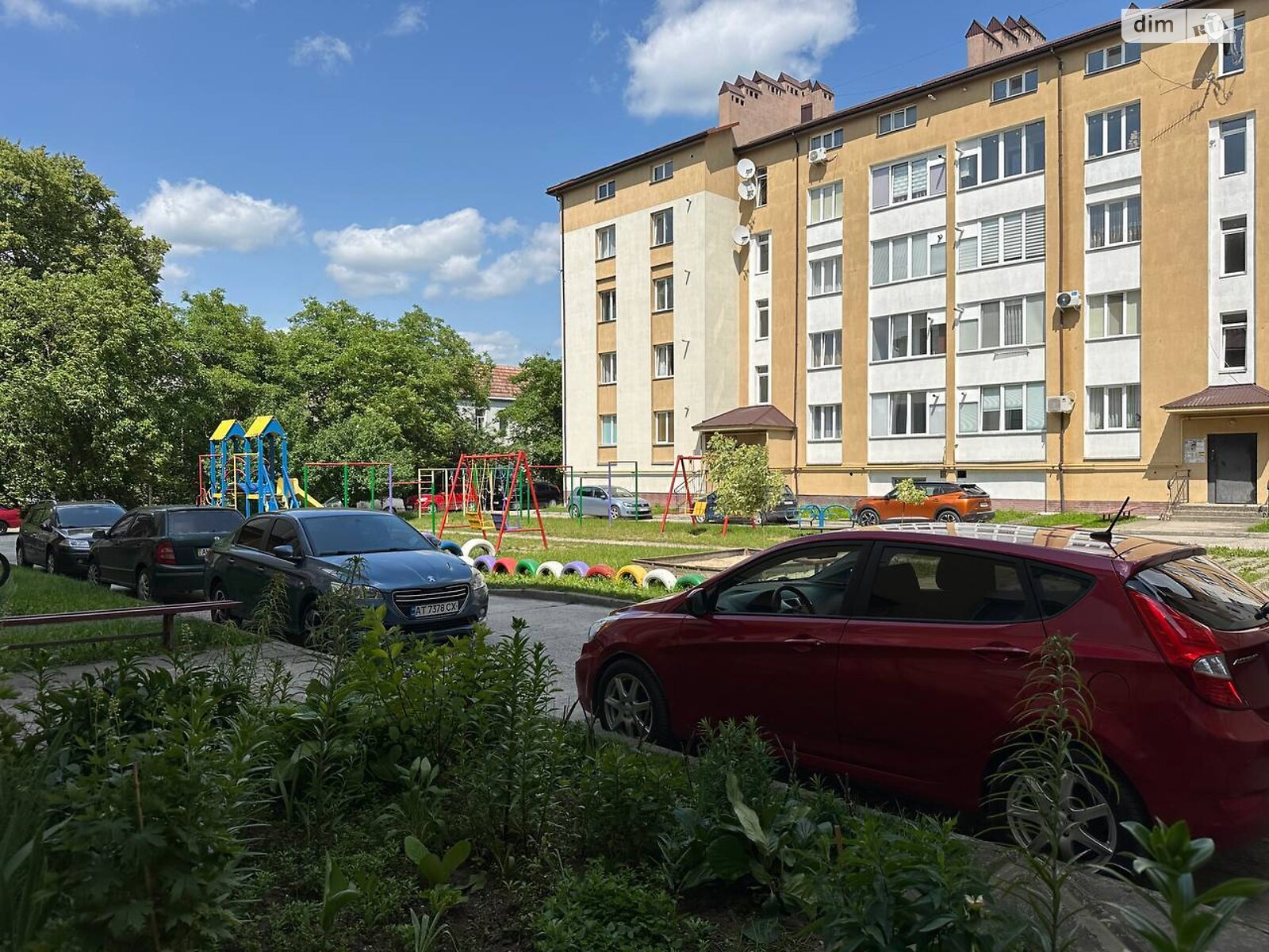 Продажа двухкомнатной квартиры в Никитинцах, на ул. Украинских Декабристов 56, фото 1 Продажа двухкомнатной квартиры в Никитинцах, на ул. Украинских Декабристов 56, фото 1