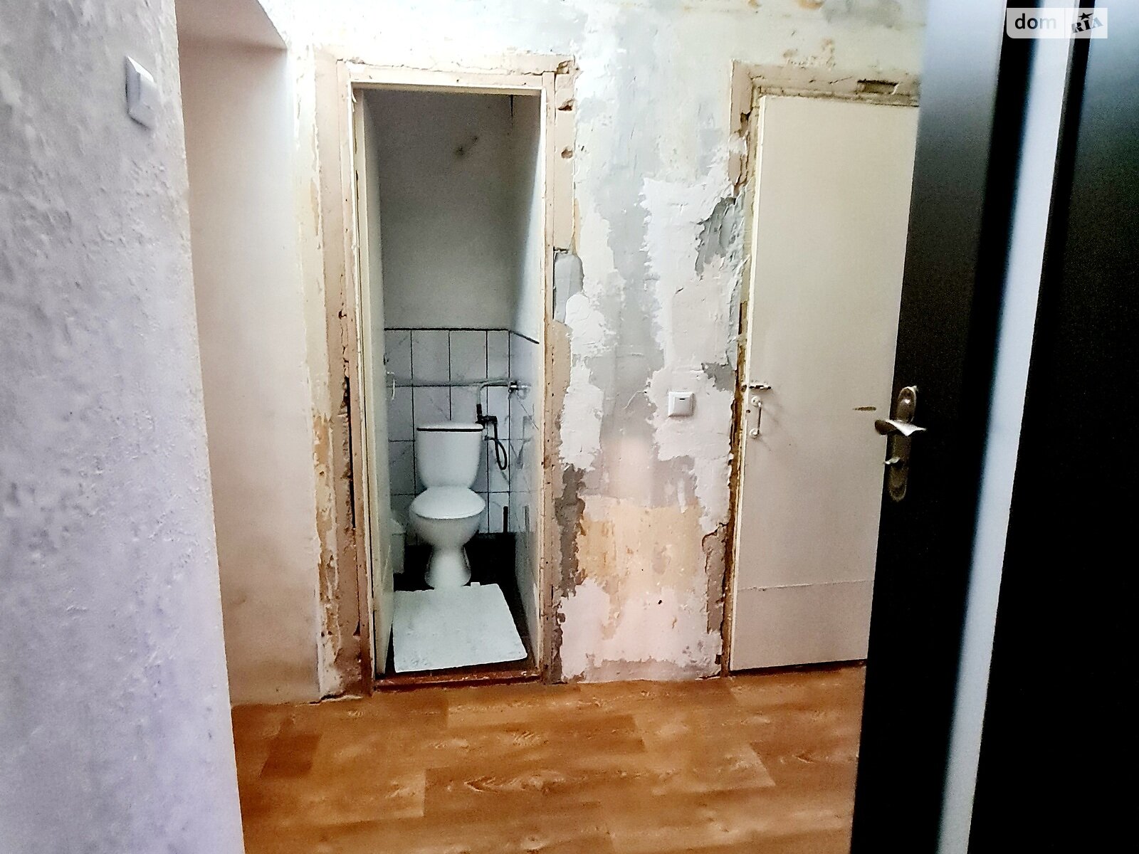 Продаж трикімнатної квартири в Миколаєві, на вул. Казарського, район Інгульський фото 1 Продаж трикімнатної квартири в Миколаєві, на вул. Казарського, район Інгульський фото 1