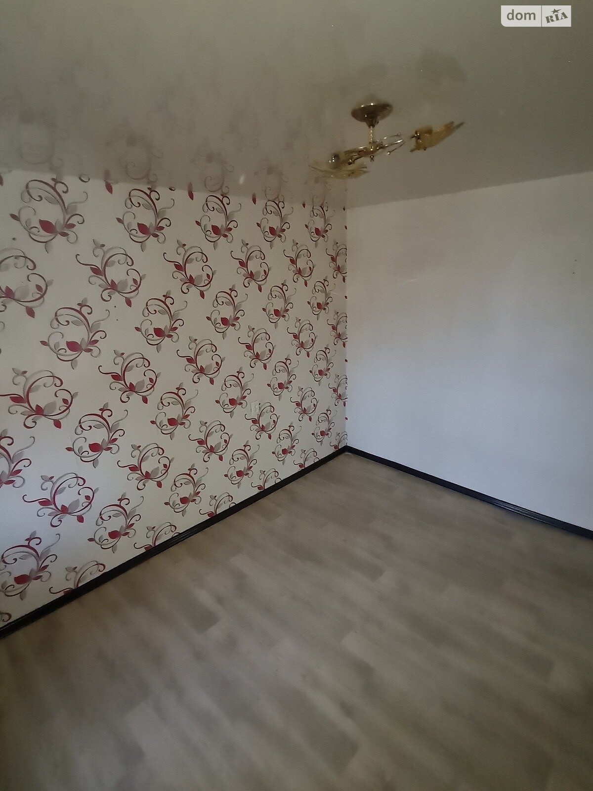 Продаж трикімнатної квартири в Миколаєві, на вул. Казарського, район Інгульський фото 1 Продаж трикімнатної квартири в Миколаєві, на вул. Казарського, район Інгульський фото 1