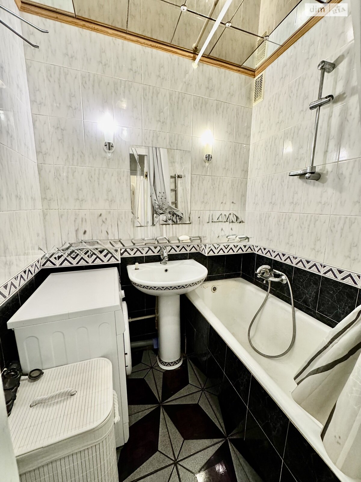 Продажа трехкомнатной квартиры в Николаеве, на шоссе Херсонское, район Ингульский фото 1