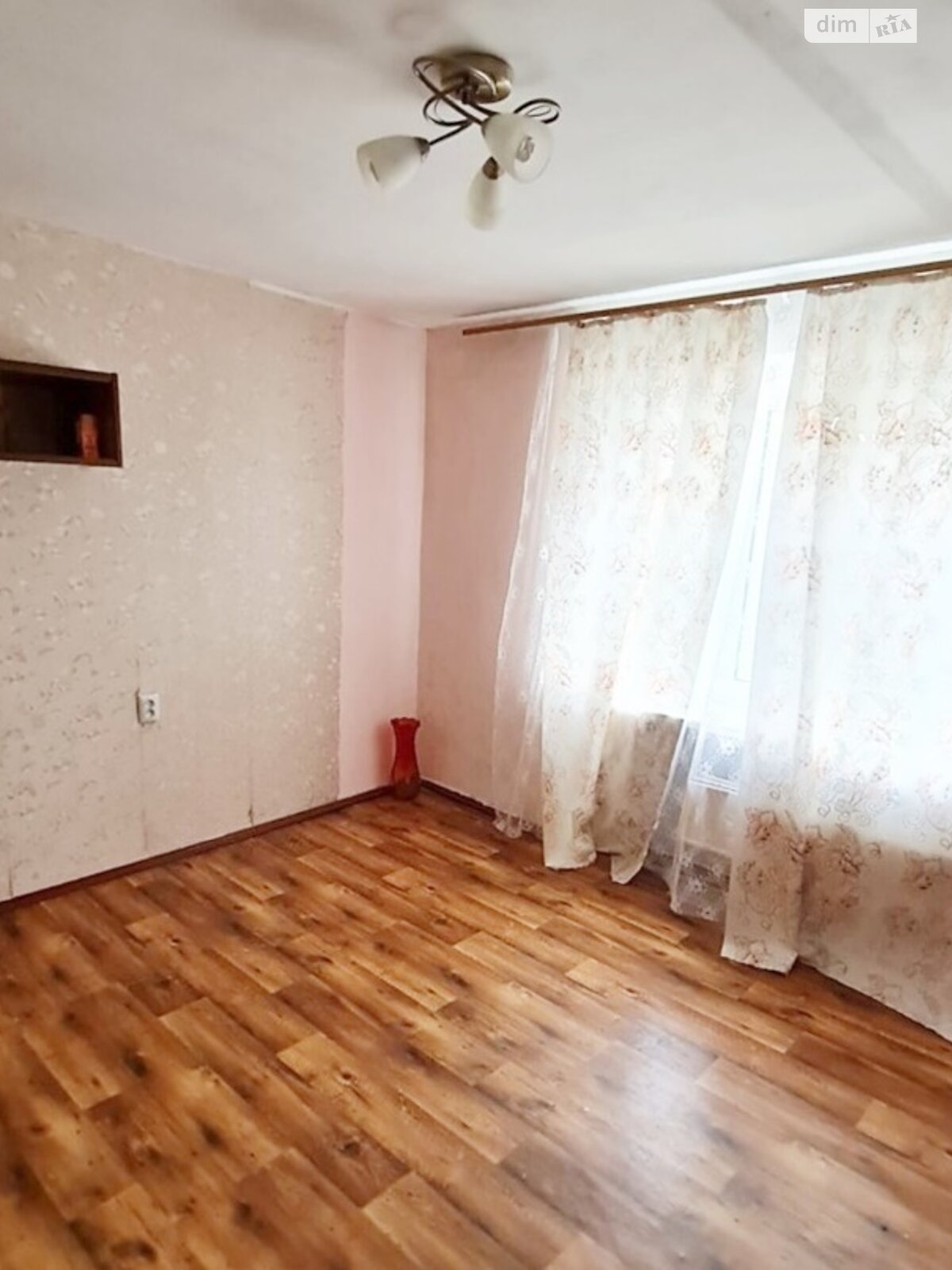 Продажа однокомнатной квартиры в Николаеве, на пер. Кобера, район Ингульский фото 1 Продажа однокомнатной квартиры в Николаеве, на пер. Кобера, район Ингульский фото 1