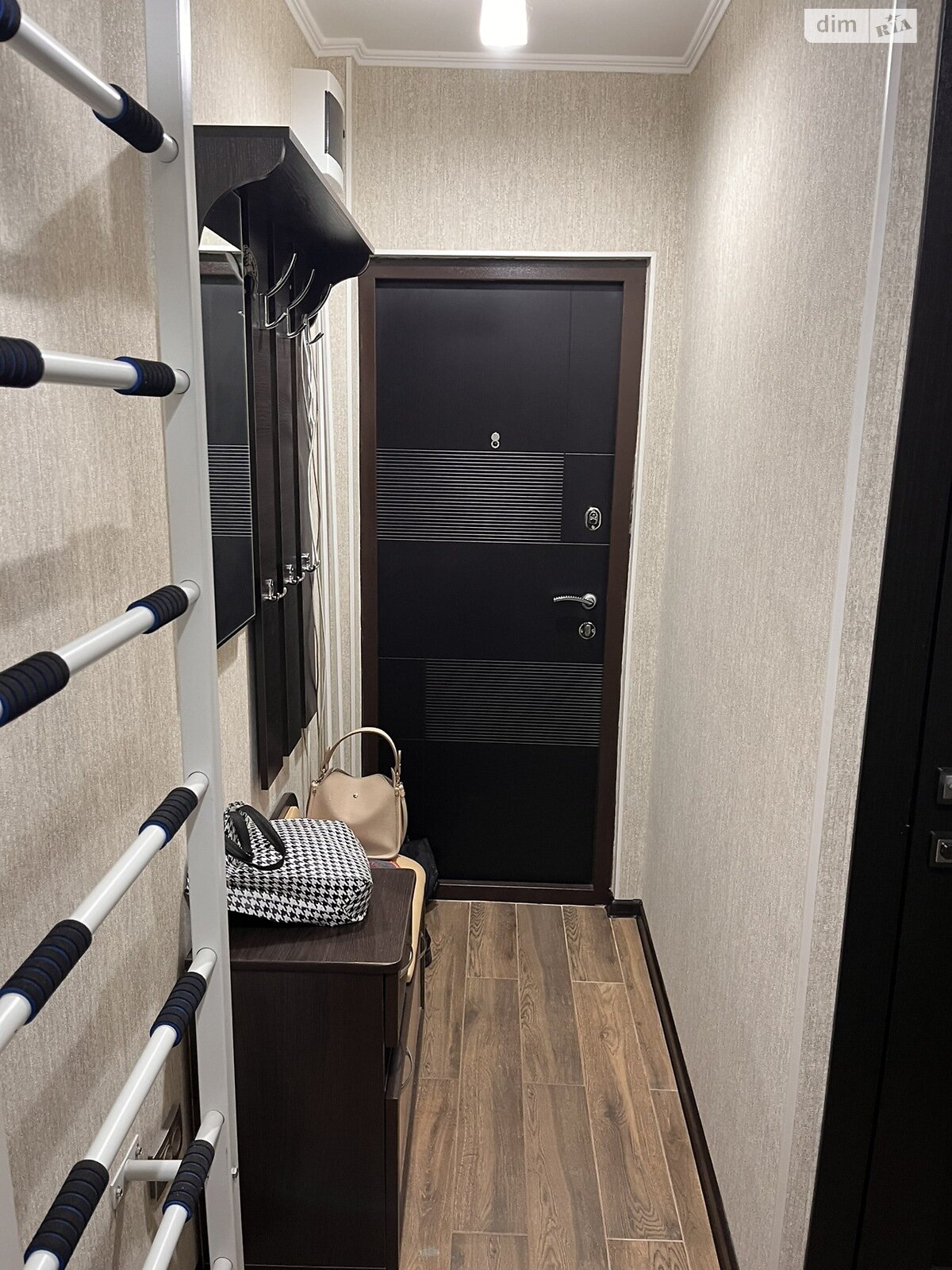 Продажа двухкомнатной квартиры в Николаеве, на ул. Космонавтов 77А, район Ингульский фото 1 Продажа двухкомнатной квартиры в Николаеве, на ул. Космонавтов 77А, район Ингульский фото 1