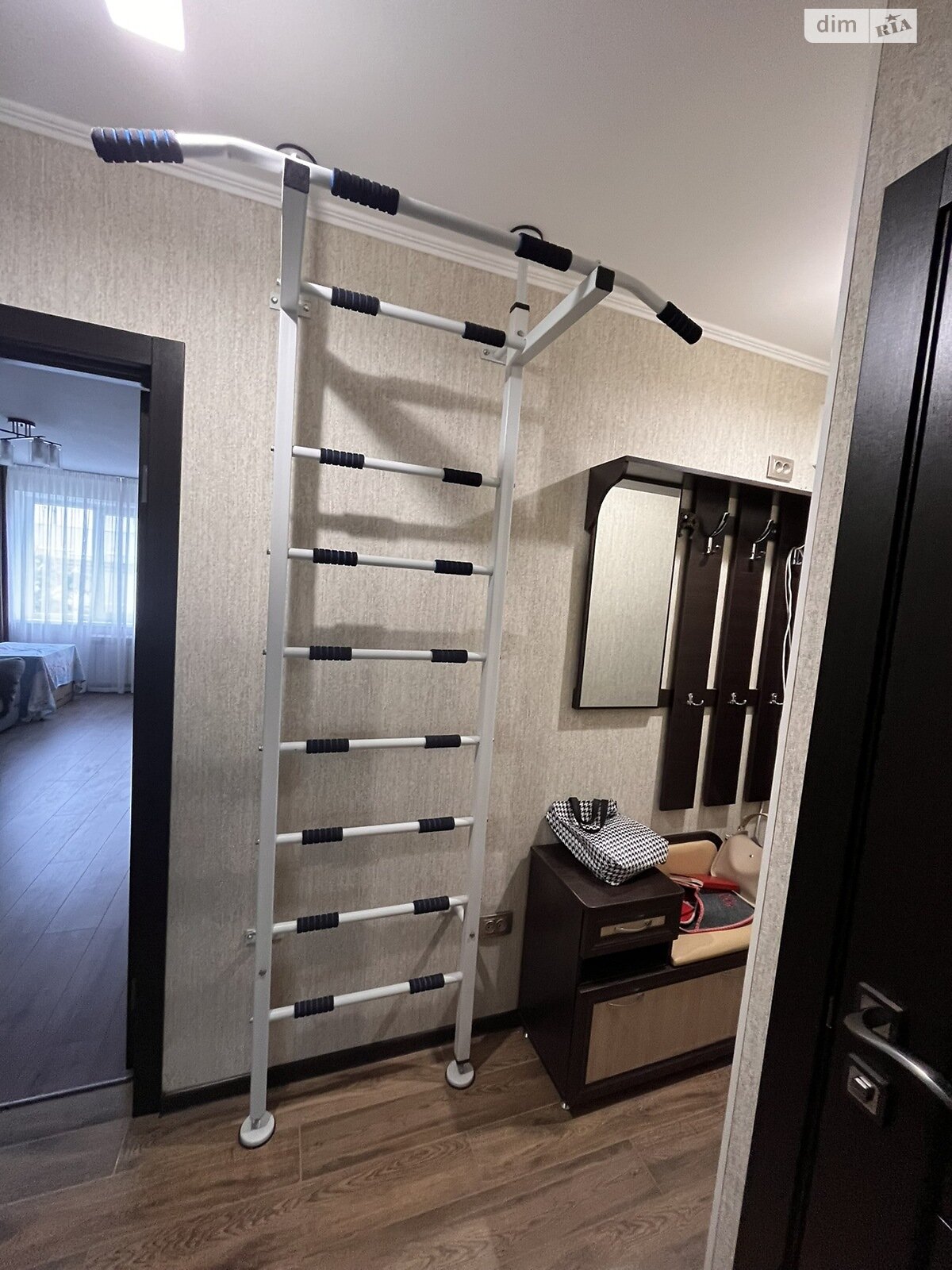 Продажа двухкомнатной квартиры в Николаеве, на ул. Космонавтов 77А, район Ингульский фото 1 Продажа двухкомнатной квартиры в Николаеве, на ул. Космонавтов 77А, район Ингульский фото 1