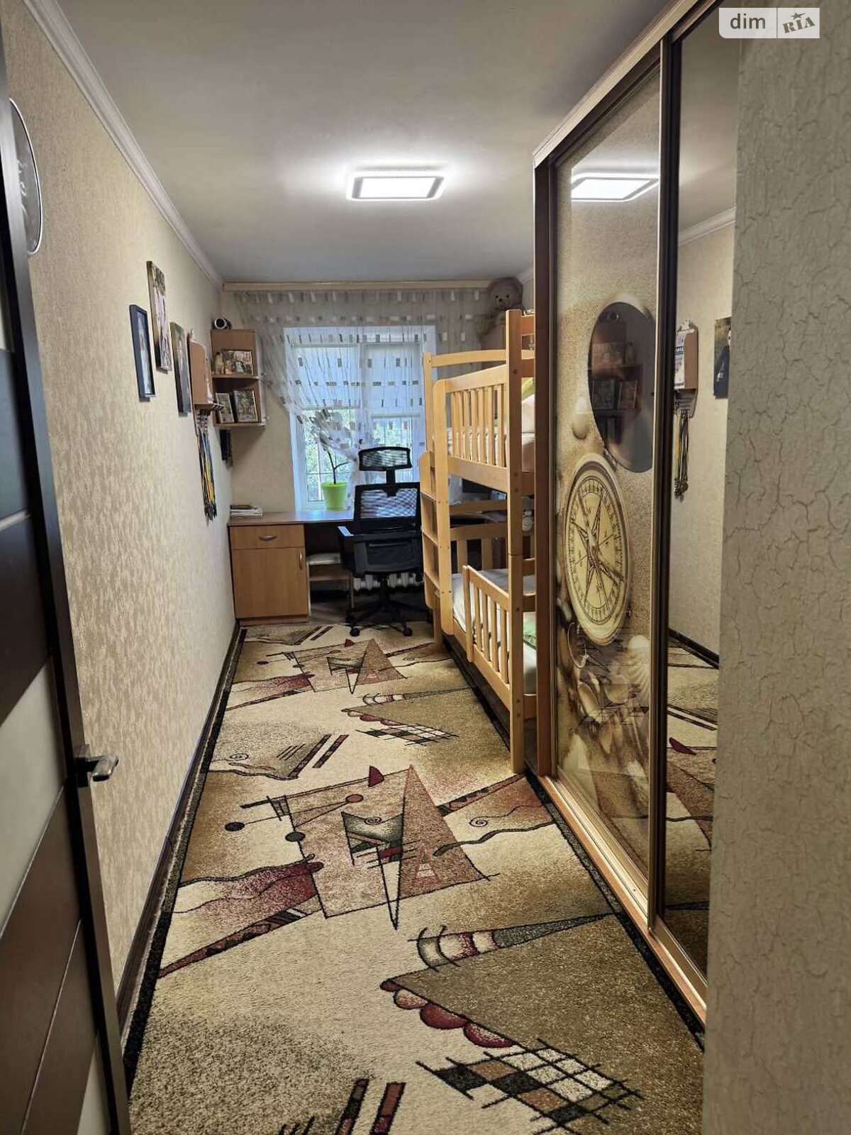 Продаж трикімнатної квартири в Миколаєві, на вул. Космонавтів, район Інгульський фото 1