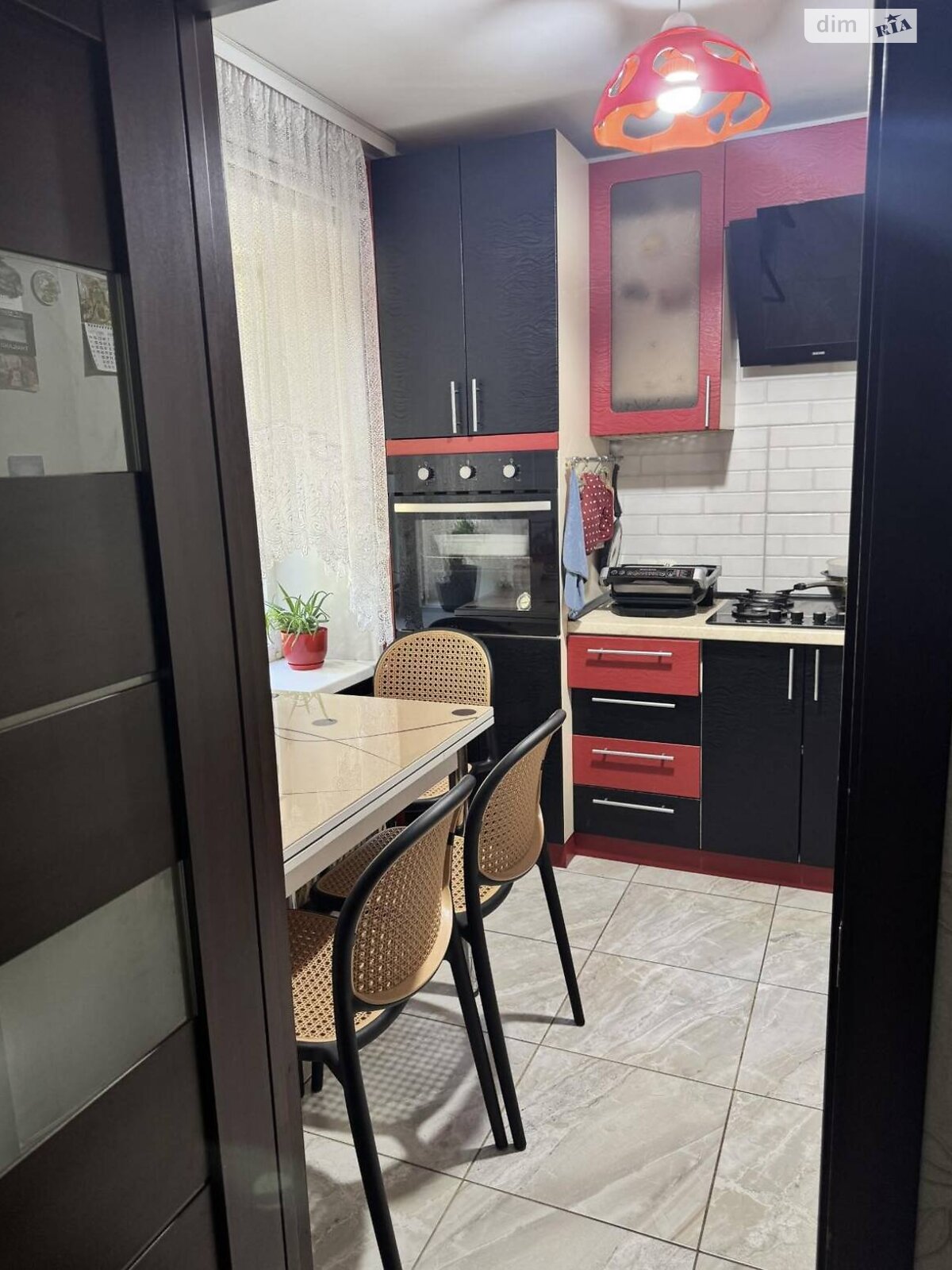 Продаж трикімнатної квартири в Миколаєві, на вул. Космонавтів, район Інгульський фото 1