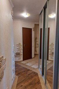 Продажа двухкомнатной квартиры в Николаеве, на просп. Мира, район Ингульский фото 2 Продажа двухкомнатной квартиры в Николаеве, на просп. Мира, район Ингульский фото 2