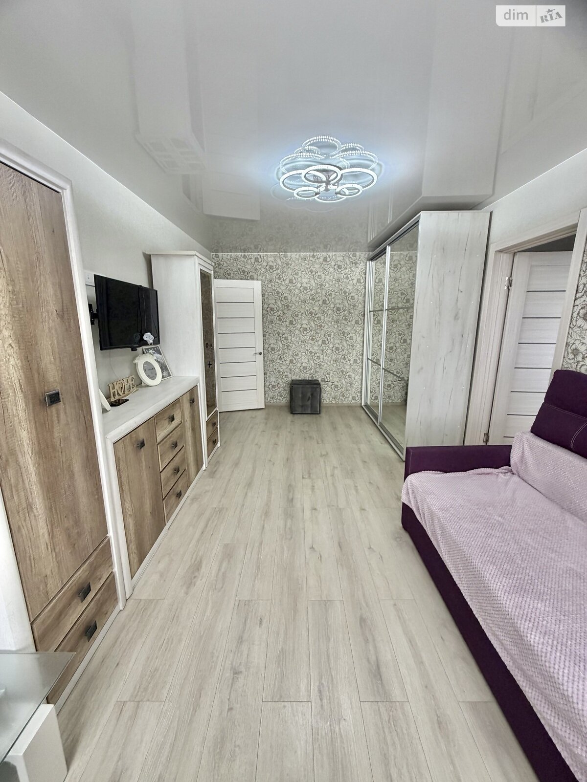 Продажа трехкомнатной квартиры в Николаеве, на ул. Новозаводская, район Ингульский фото 1 Продажа трехкомнатной квартиры в Николаеве, на ул. Новозаводская, район Ингульский фото 1