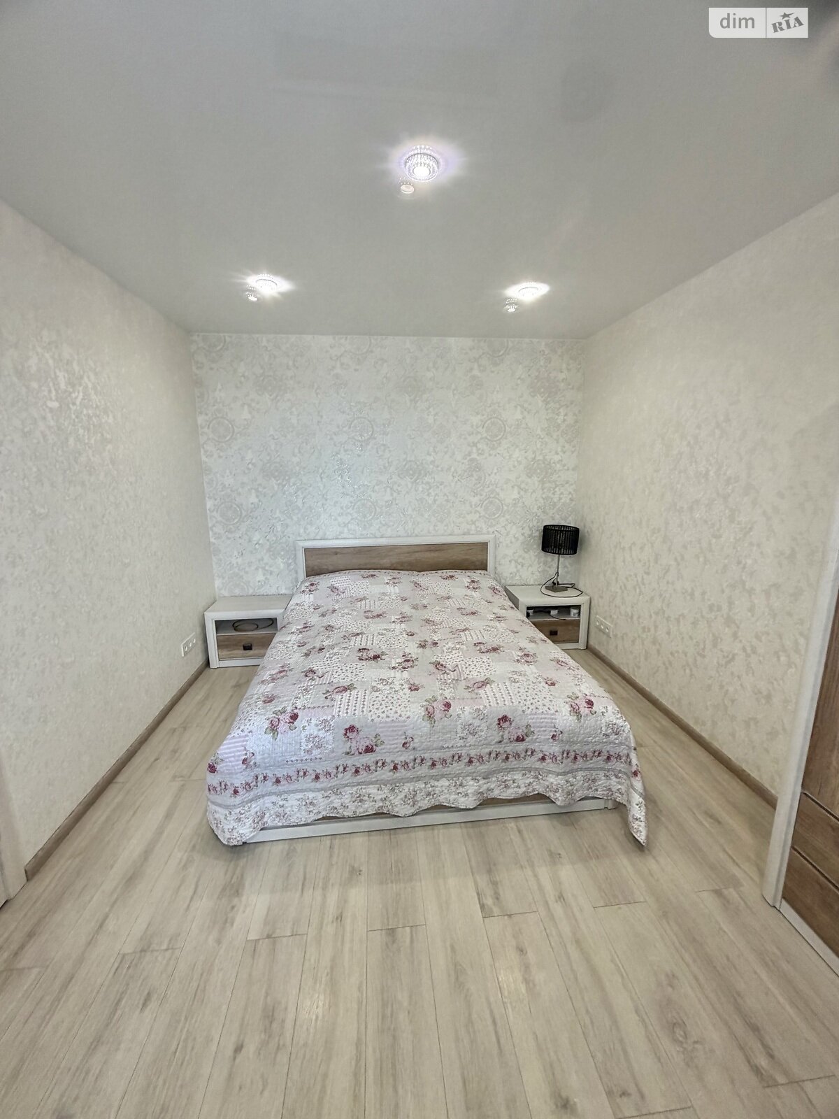 Продажа трехкомнатной квартиры в Николаеве, на ул. Новозаводская, район Ингульский фото 1 Продажа трехкомнатной квартиры в Николаеве, на ул. Новозаводская, район Ингульский фото 1