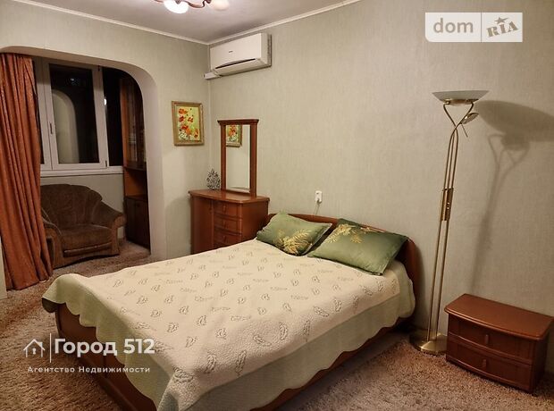 Продаж чотирикімнатної квартири в Миколаєві, на 11-а вул. Поздовжня, район Проспект Миру фото 1 Продаж чотирикімнатної квартири в Миколаєві, на 11-а вул. Поздовжня, район Проспект Миру фото 1