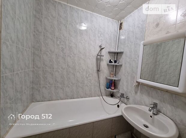 Продаж чотирикімнатної квартири в Миколаєві, на 11-а вул. Поздовжня, район Проспект Миру фото 1 Продаж чотирикімнатної квартири в Миколаєві, на 11-а вул. Поздовжня, район Проспект Миру фото 1