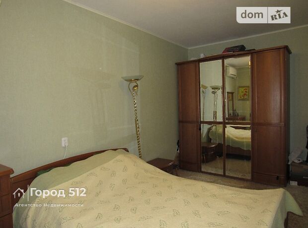 Продаж чотирикімнатної квартири в Миколаєві, на 11-а вул. Поздовжня, район Проспект Миру фото 1 Продаж чотирикімнатної квартири в Миколаєві, на 11-а вул. Поздовжня, район Проспект Миру фото 1