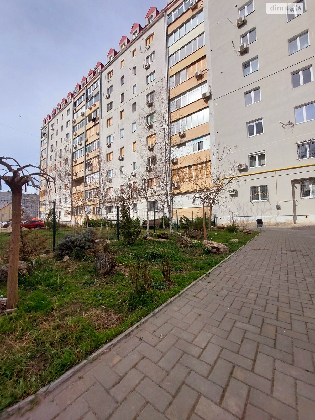 Продаж трикімнатної квартири в Миколаєві, на 12-а вул. Поздовжня, район Інгульський фото 1