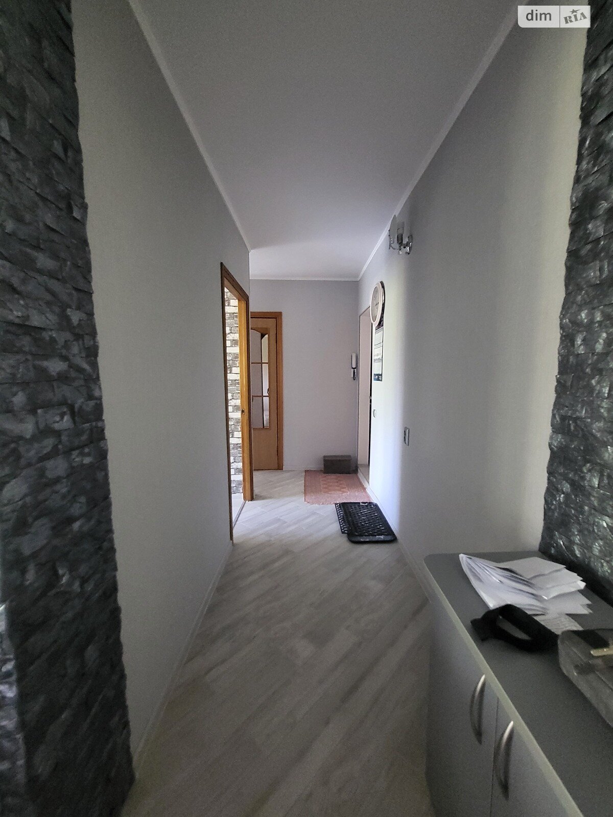 Продаж чотирикімнатної квартири в Миколаєві, на вул. Вінграновського 39, район Інгульський фото 1 Продаж чотирикімнатної квартири в Миколаєві, на вул. Вінграновського 39, район Інгульський фото 1