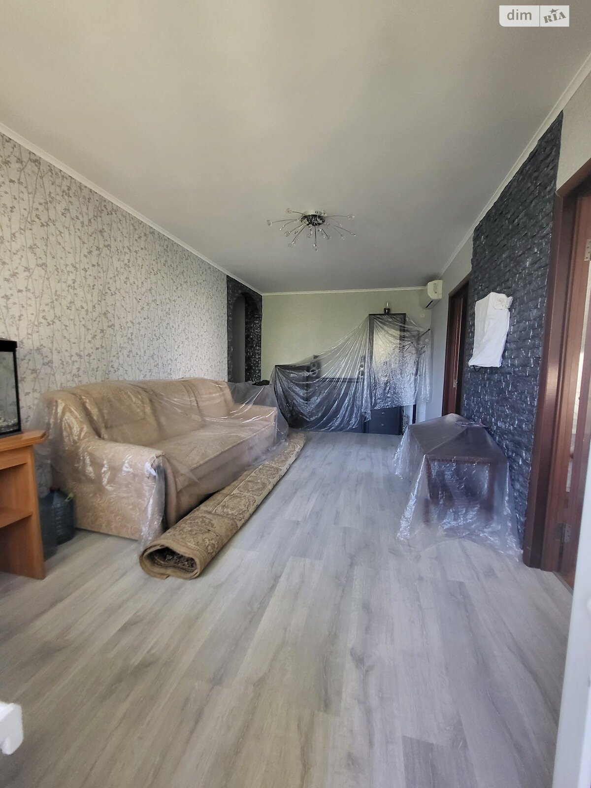Продаж чотирикімнатної квартири в Миколаєві, на вул. Вінграновського 39, район Інгульський фото 1 Продаж чотирикімнатної квартири в Миколаєві, на вул. Вінграновського 39, район Інгульський фото 1