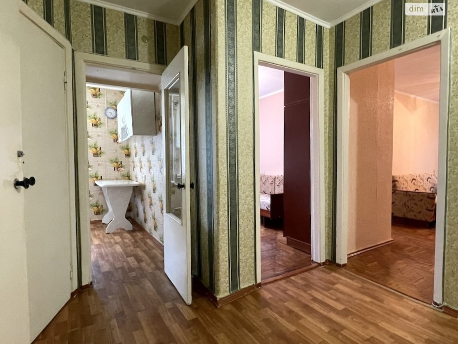 Продажа трехкомнатной квартиры в Николаеве, на ул. Южная 27, район Ингульский фото 1 Продажа трехкомнатной квартиры в Николаеве, на ул. Южная 27, район Ингульский фото 1