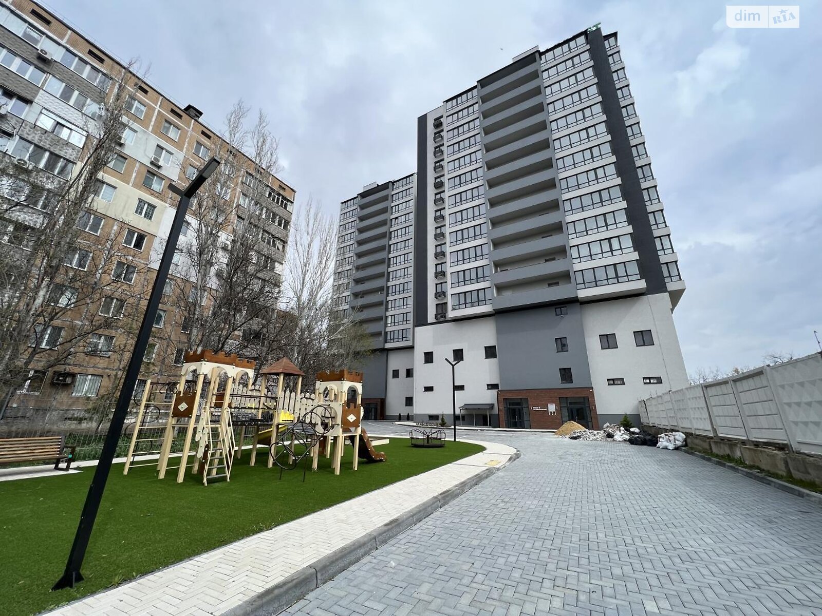 Продаж двокімнатної квартири в Миколаєві, на просп. Центральний, район Інгульський фото 1