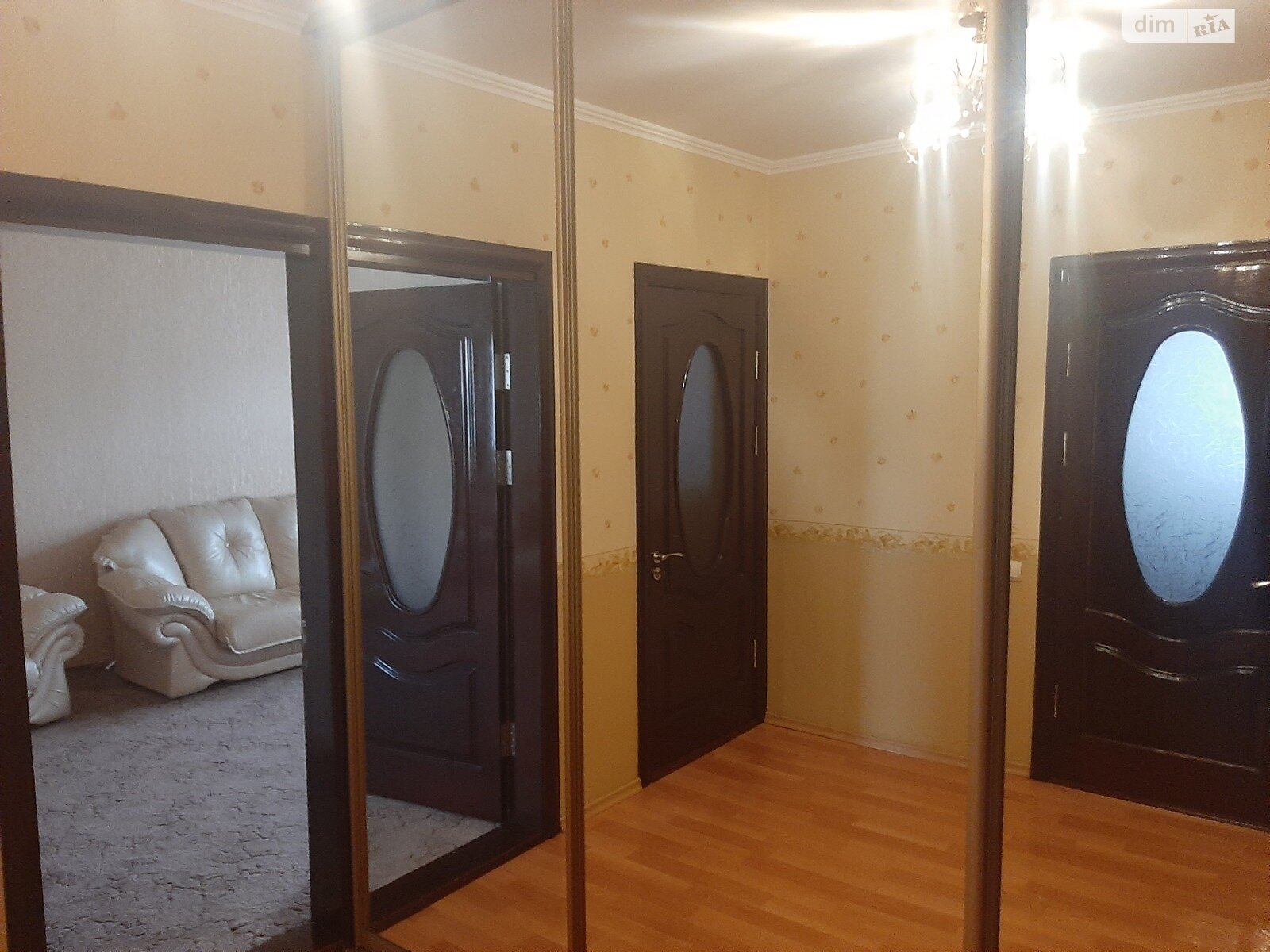 Продажа трехкомнатной квартиры в Николаеве, на ул. Китобоев, фото 1