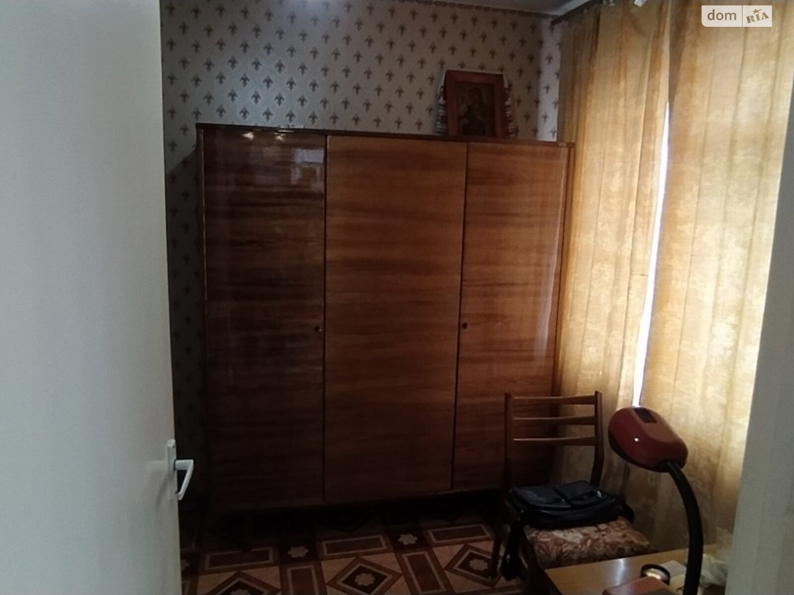 Продажа трехкомнатной квартиры в Николаеве, на просп. Корабелов, район Корабельный фото 1