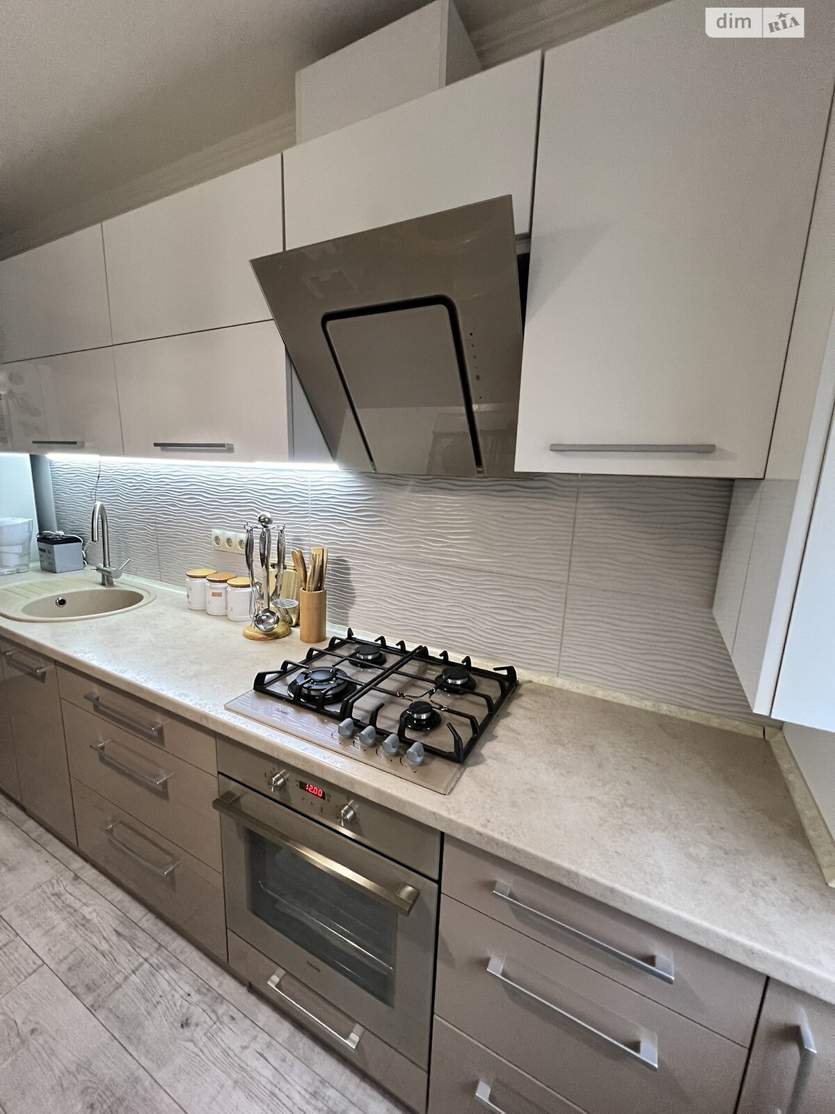 Продажа трехкомнатной квартиры в Николаеве, на просп. Богоявленский 325/1, район Корабельный фото 1 Продажа трехкомнатной квартиры в Николаеве, на просп. Богоявленский 325/1, район Корабельный фото 1