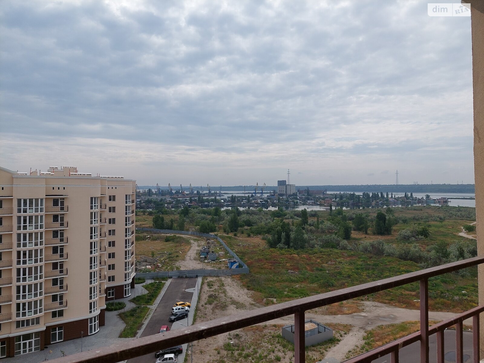 Продажа трехкомнатной квартиры в Николаеве, на ул. Лазурная 5, фото 1