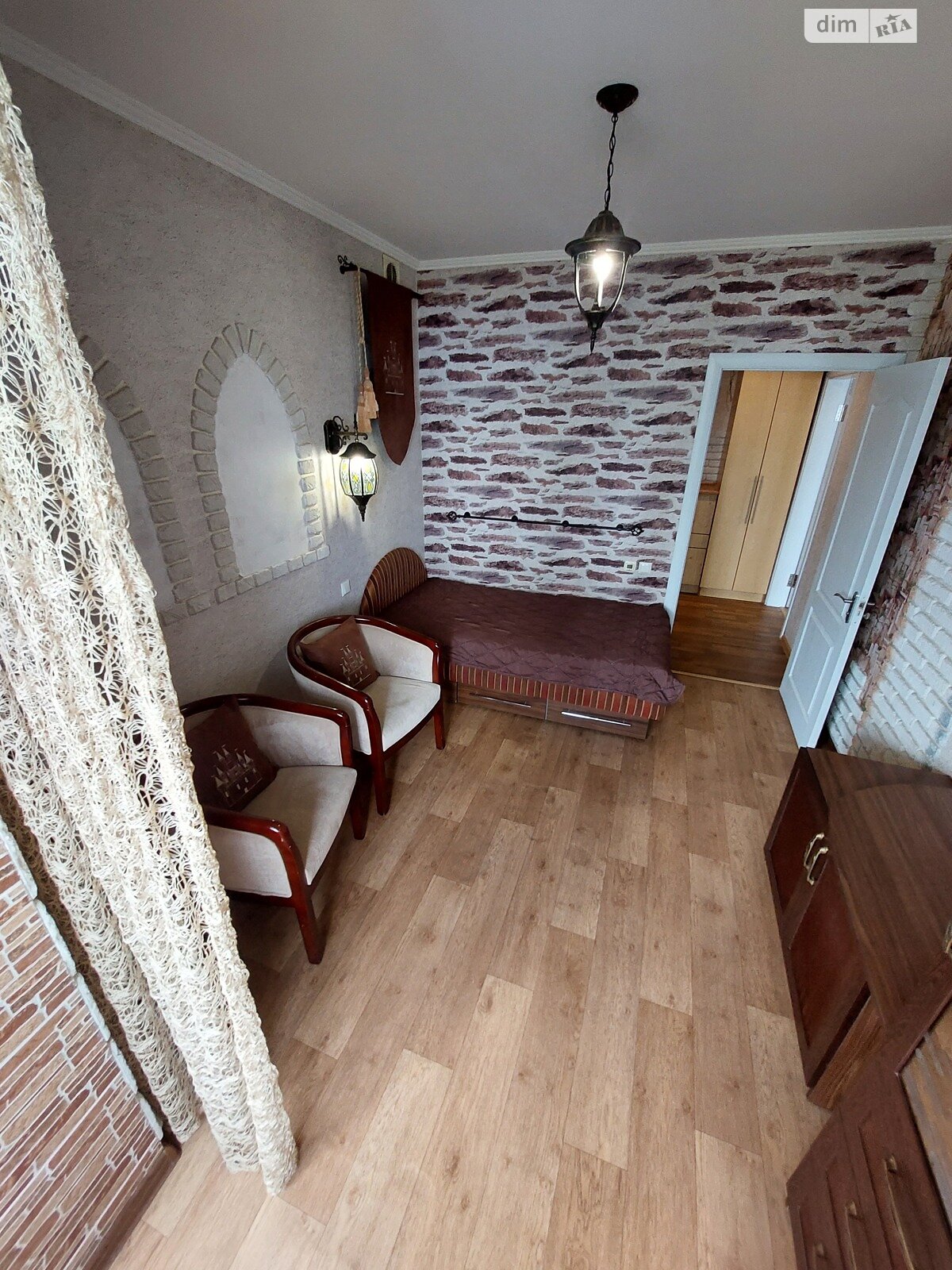 Продажа трехкомнатной квартиры в Николаеве, на ул. Лазурная, фото 1