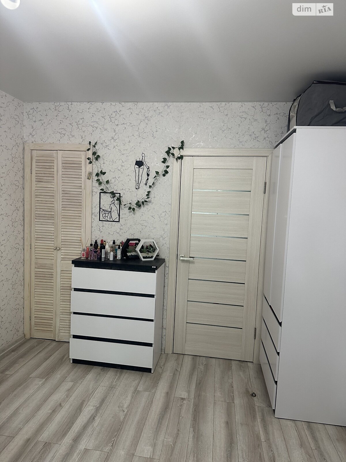 Продаж двокімнатної квартири в Миколаєві, на вул. Генерала Алмазова 63, район Ліски фото 1 Продаж двокімнатної квартири в Миколаєві, на вул. Генерала Алмазова 63, район Ліски фото 1