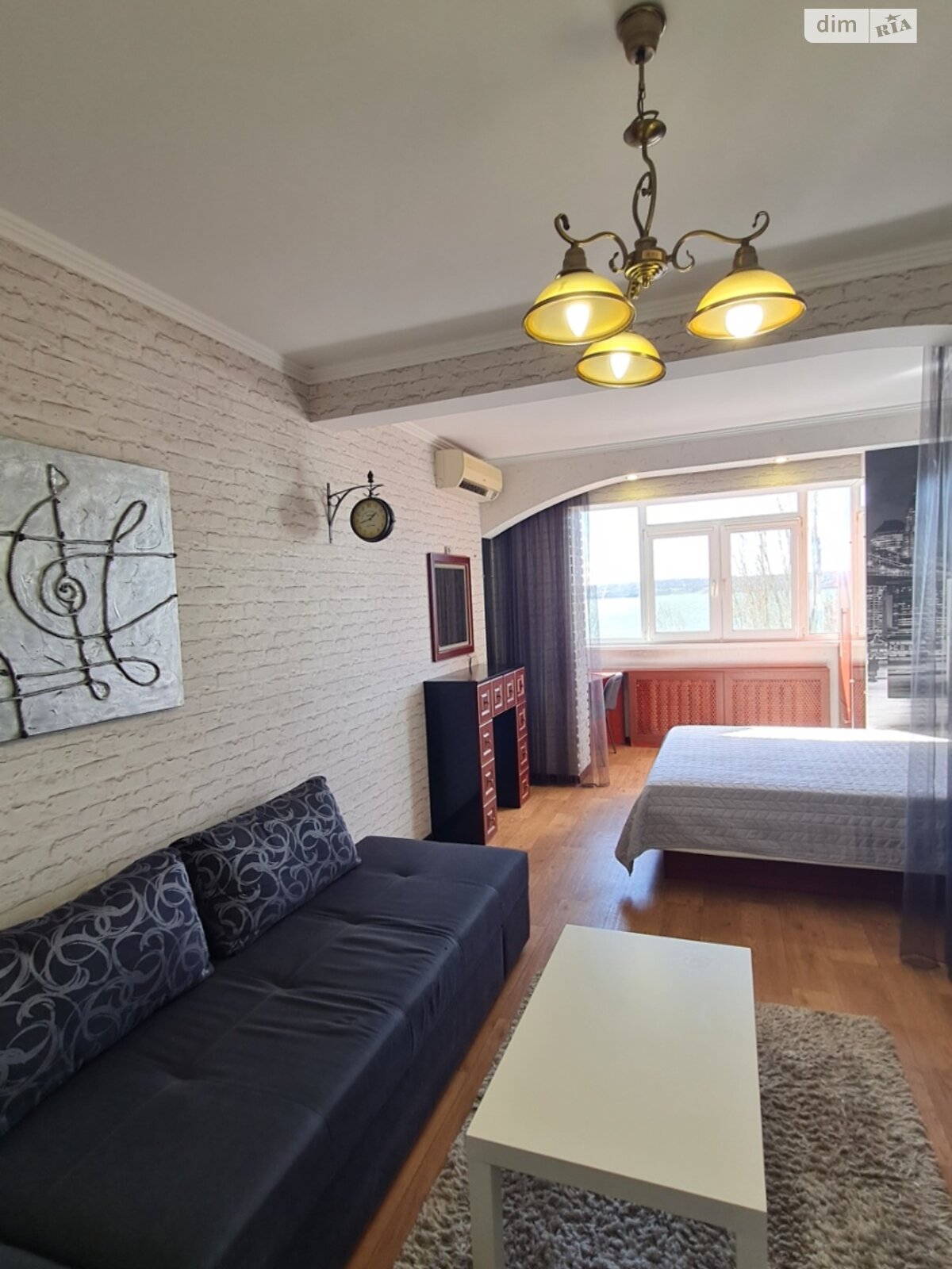 Продажа трехкомнатной квартиры в Николаеве, на ул. Лазурная, район Намыв фото 1