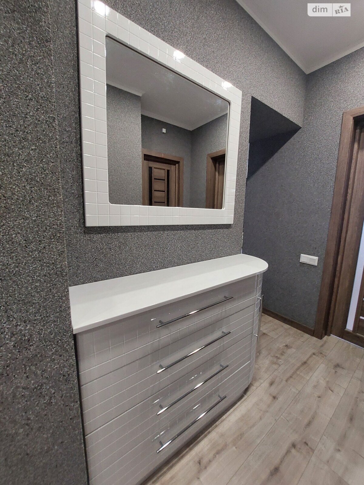 Продажа двухкомнатной квартиры в Николаеве, на ул. Лазурная, район Намыв фото 1 Продажа двухкомнатной квартиры в Николаеве, на ул. Лазурная, район Намыв фото 1