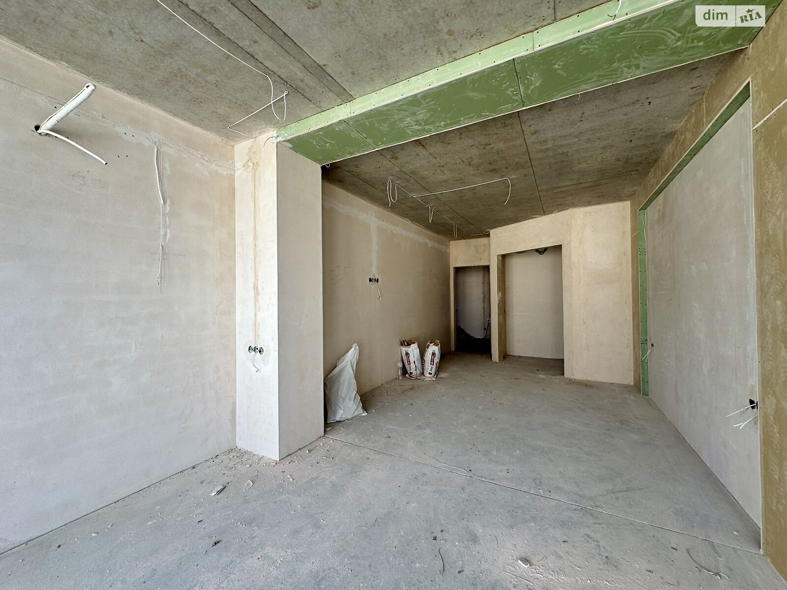 Продаж трикімнатної квартири в Миколаєві, на вул. Лазурна 9 корпус 21, район Намив фото 1