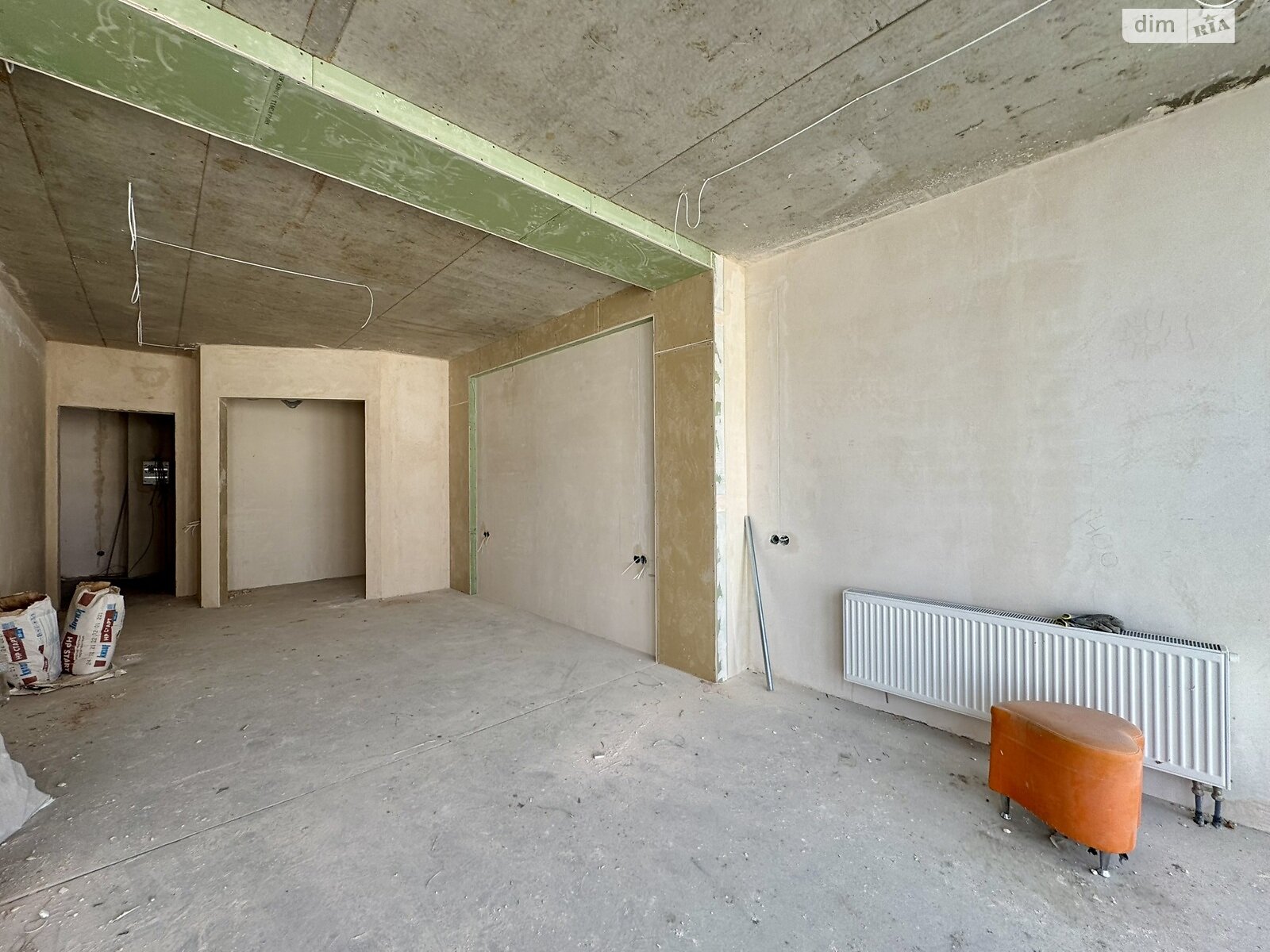 Продаж трикімнатної квартири в Миколаєві, на вул. Лазурна 9 корпус 21, район Намив фото 1