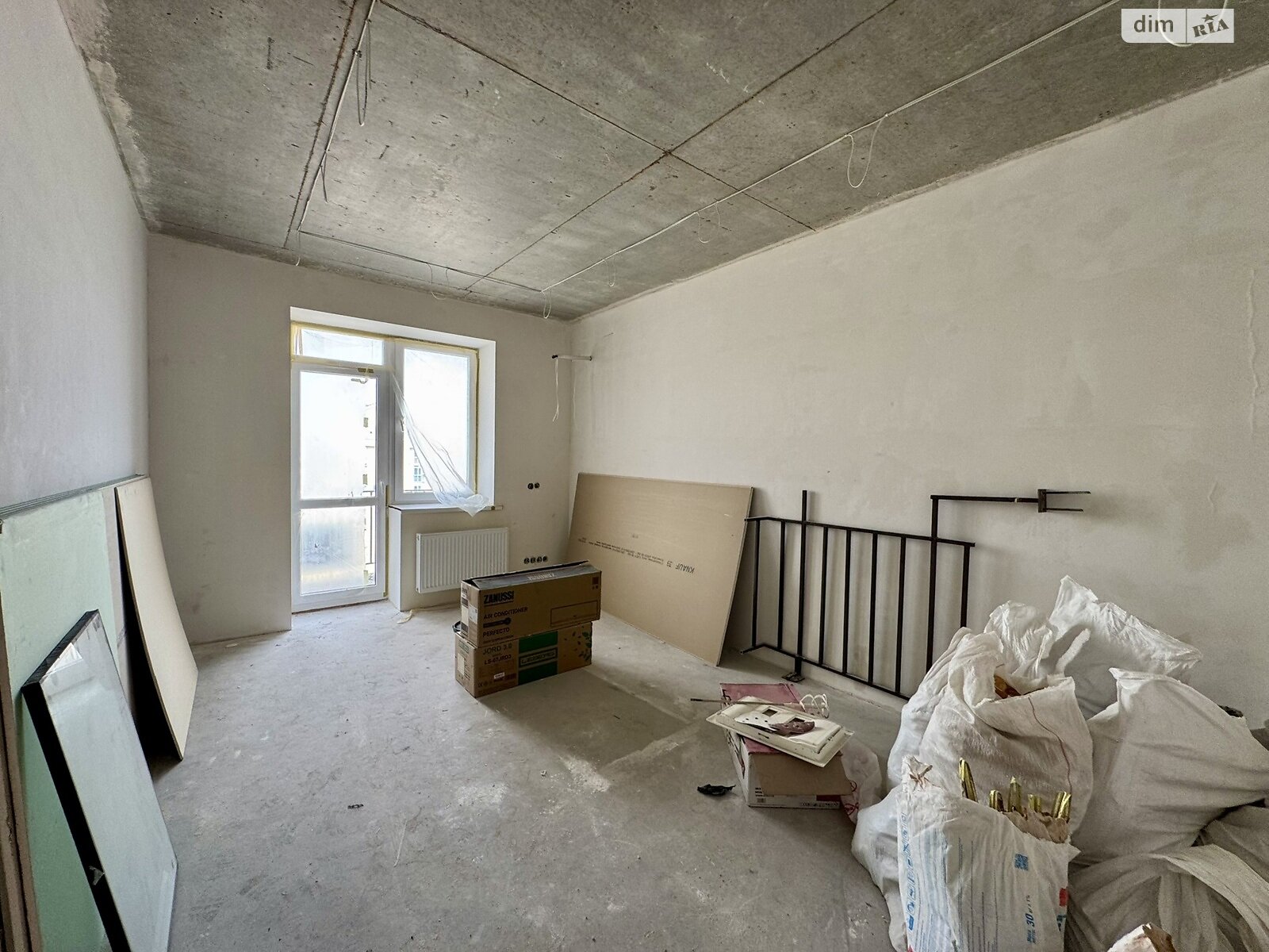 Продаж трикімнатної квартири в Миколаєві, на вул. Лазурна 9 корпус 21, район Намив фото 1