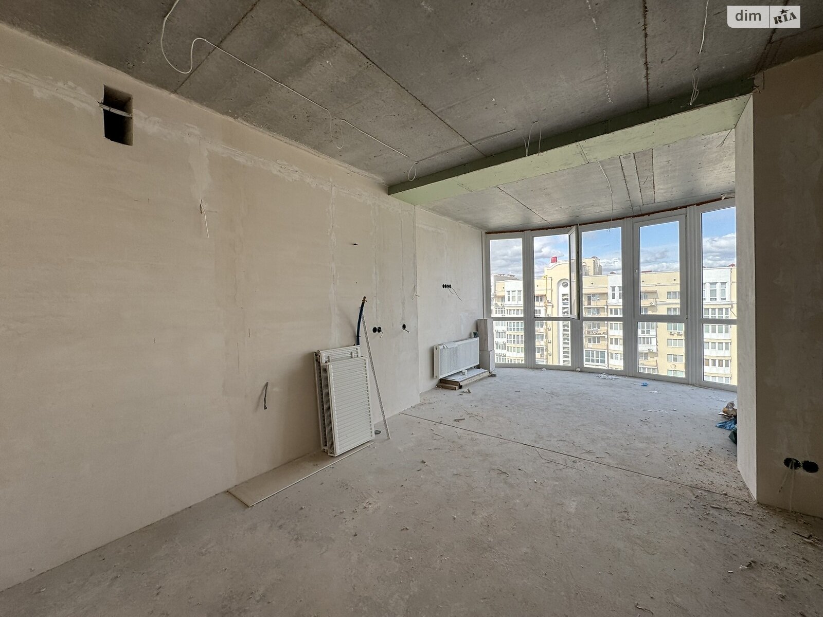 Продаж трикімнатної квартири в Миколаєві, на вул. Лазурна 9 корпус 21, район Намив фото 1