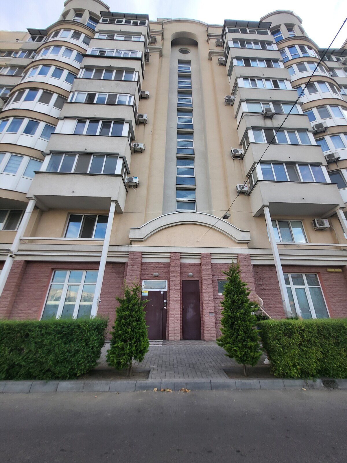 Продаж двокімнатної квартири в Миколаєві, на вул. Лазурна 5 корпус 15, район Намив фото 1