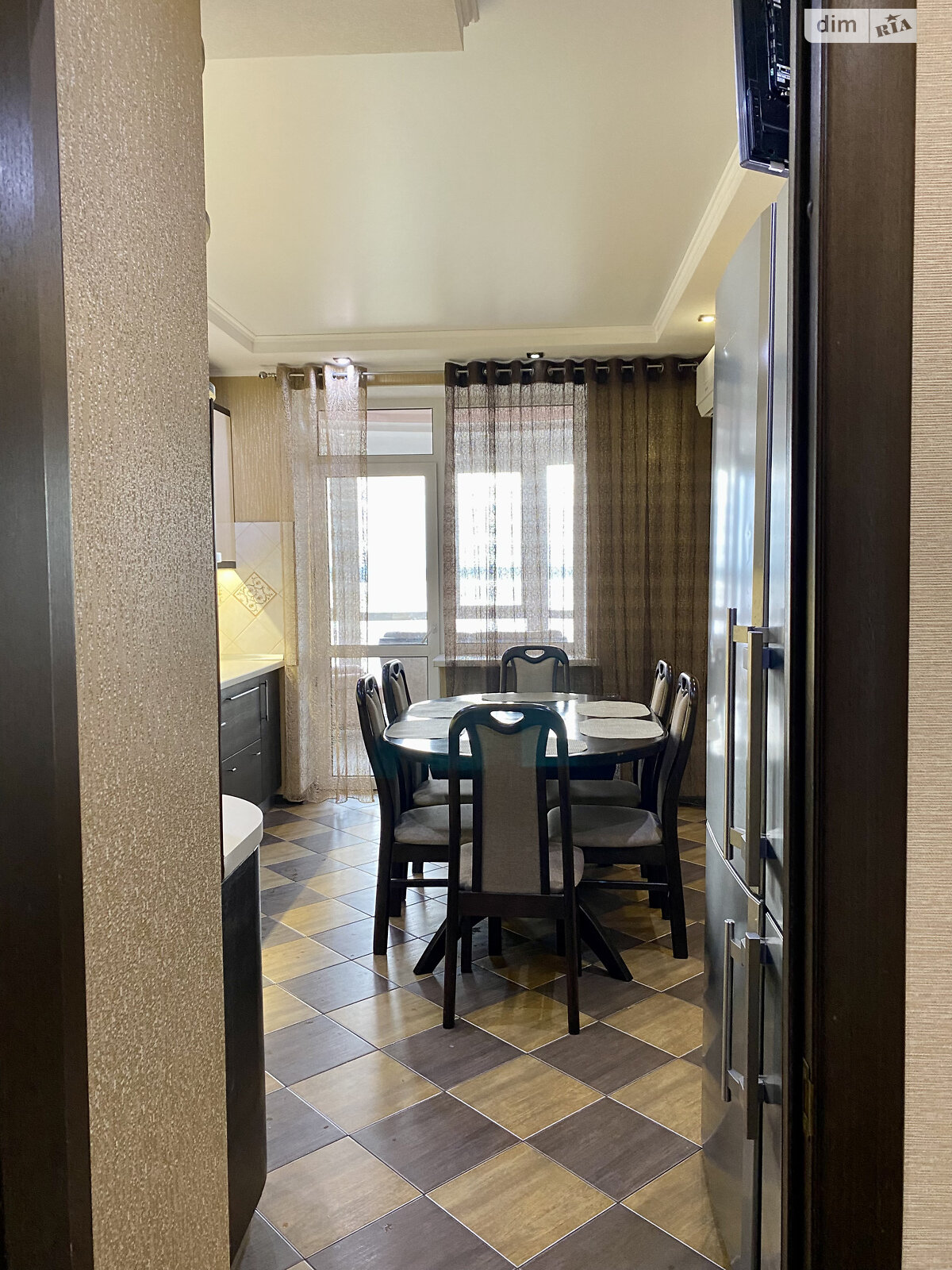 Продажа трехкомнатной квартиры в Николаеве, на ул. Лазурная, район Намыв фото 1