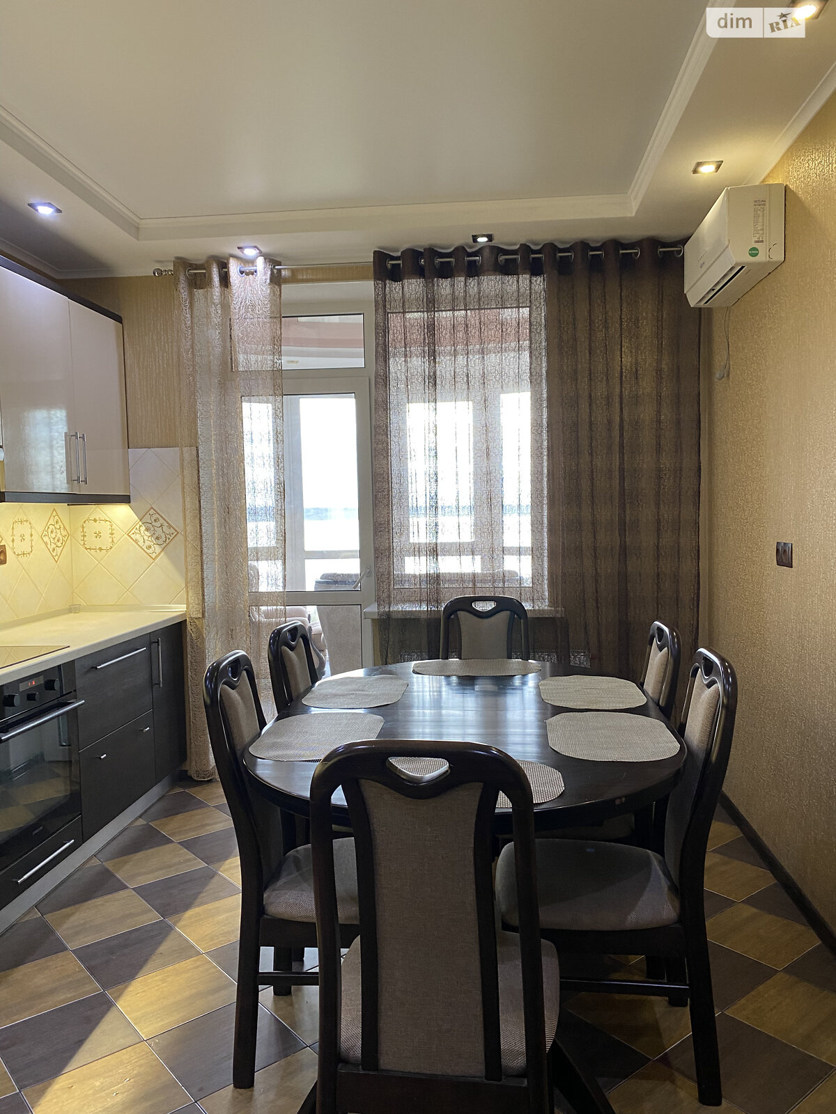 Продажа трехкомнатной квартиры в Николаеве, на ул. Лазурная, район Намыв фото 1