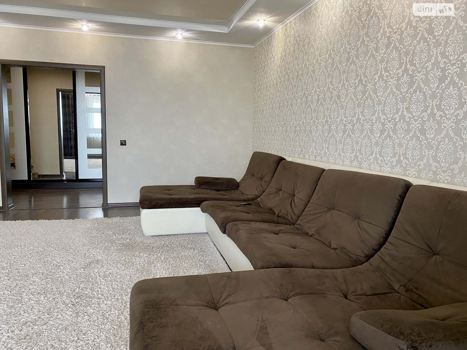 Продажа трехкомнатной квартиры в Николаеве, на ул. Лазурная, район Намыв фото 1