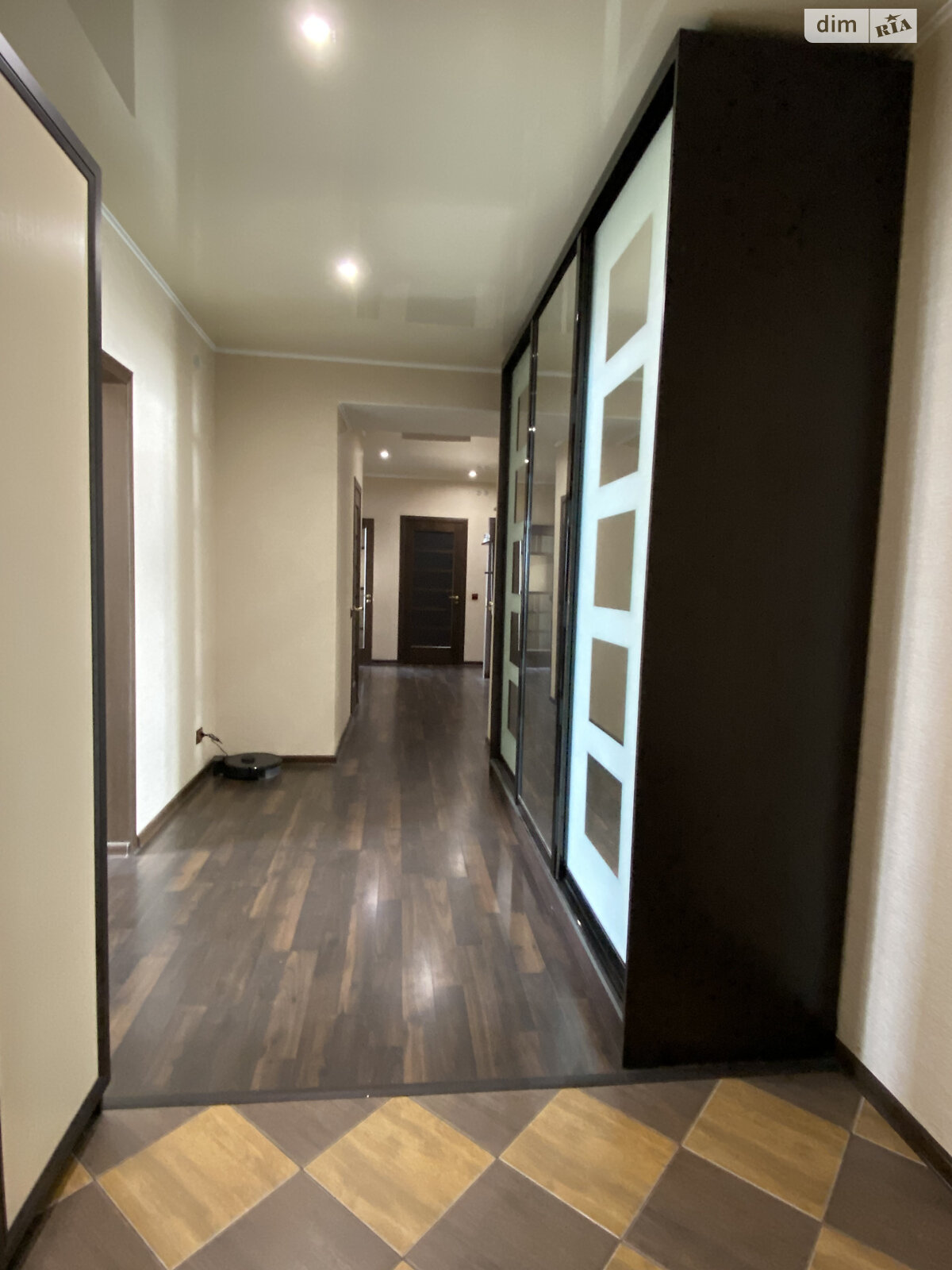 Продажа трехкомнатной квартиры в Николаеве, на ул. Лазурная, район Намыв фото 1