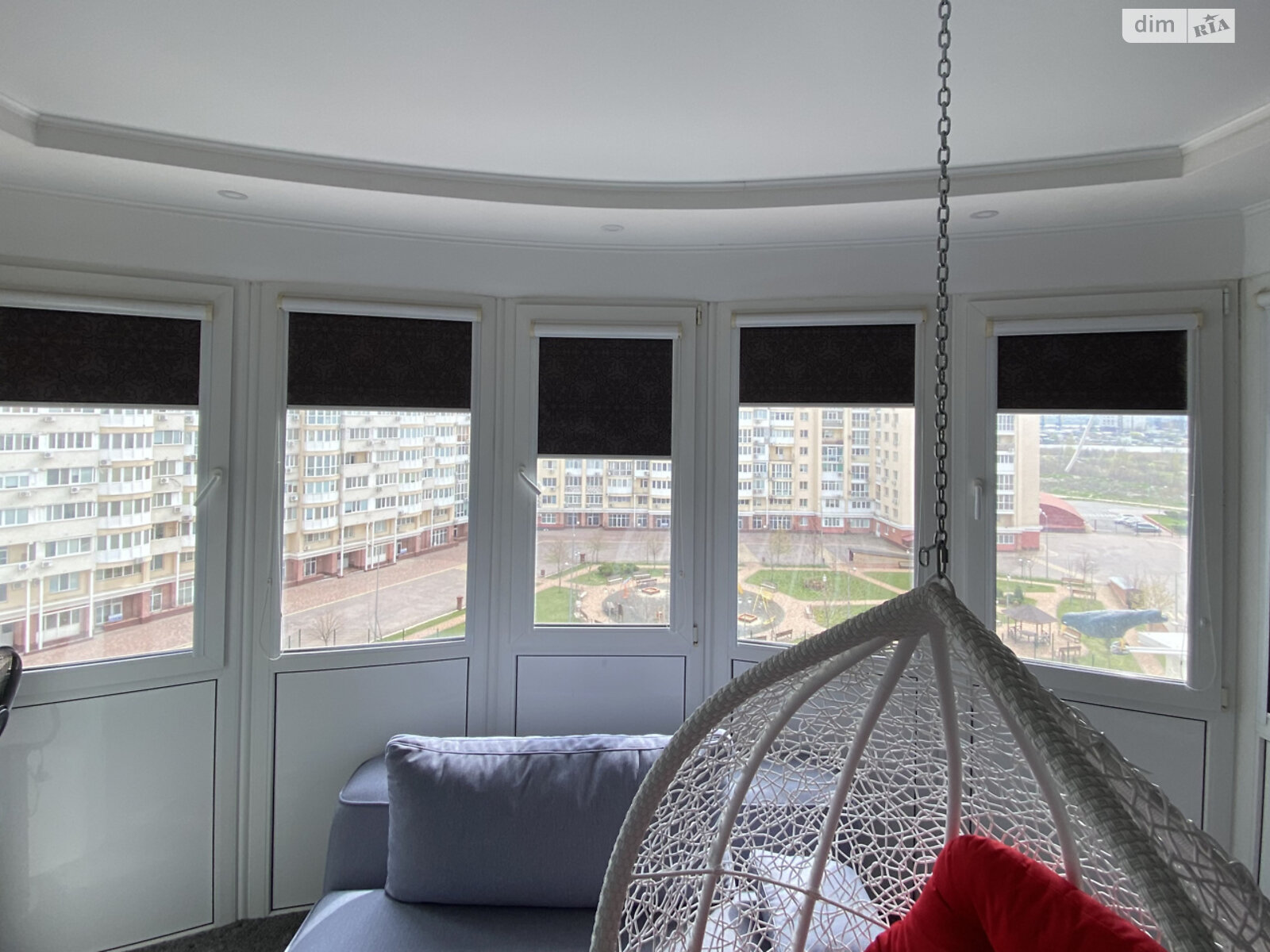 Продажа трехкомнатной квартиры в Николаеве, на ул. Лазурная, район Намыв фото 1